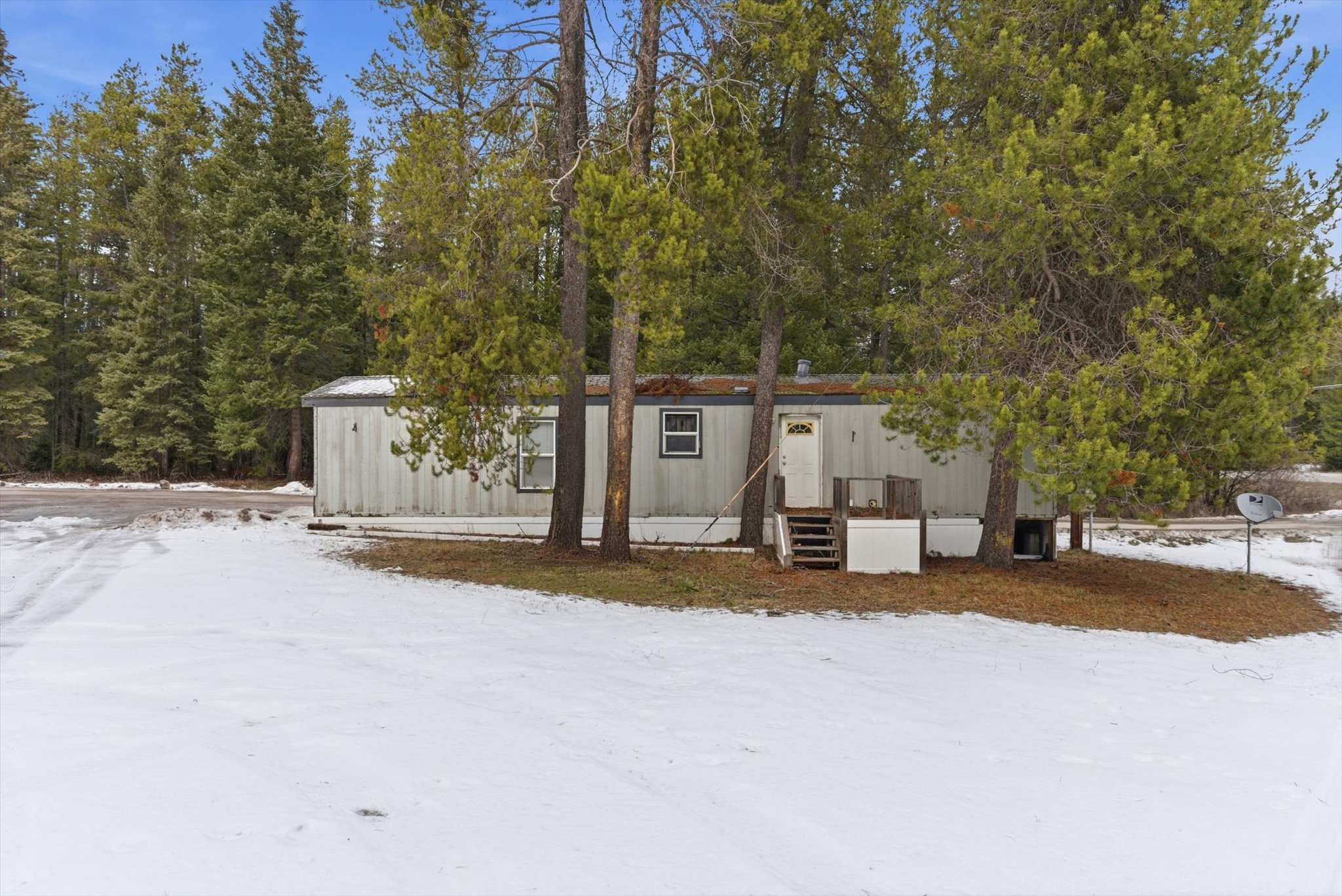 9590 Us Hwy 2 E Property Photo 9