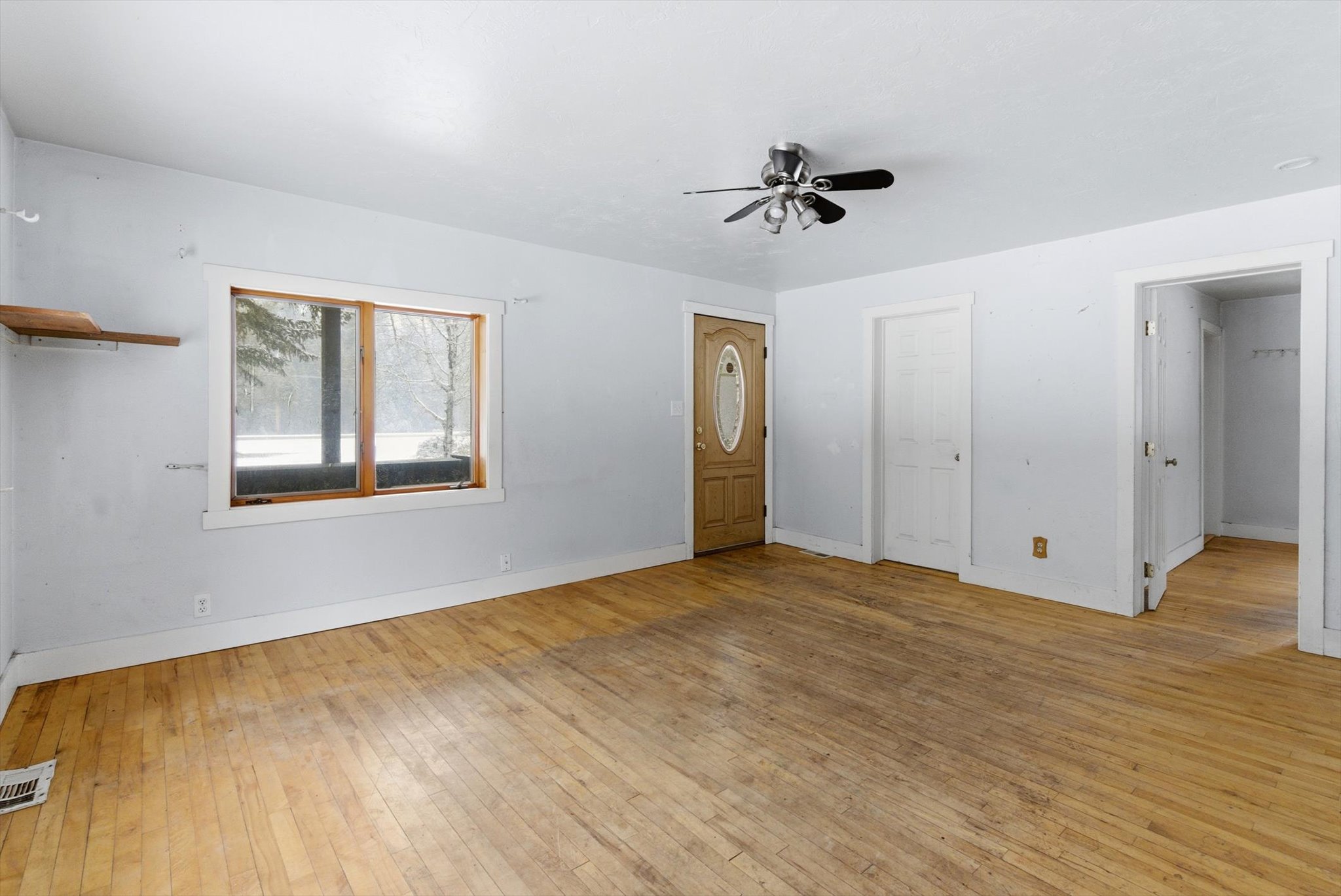 9590 Us Hwy 2 E Property Photo 15
