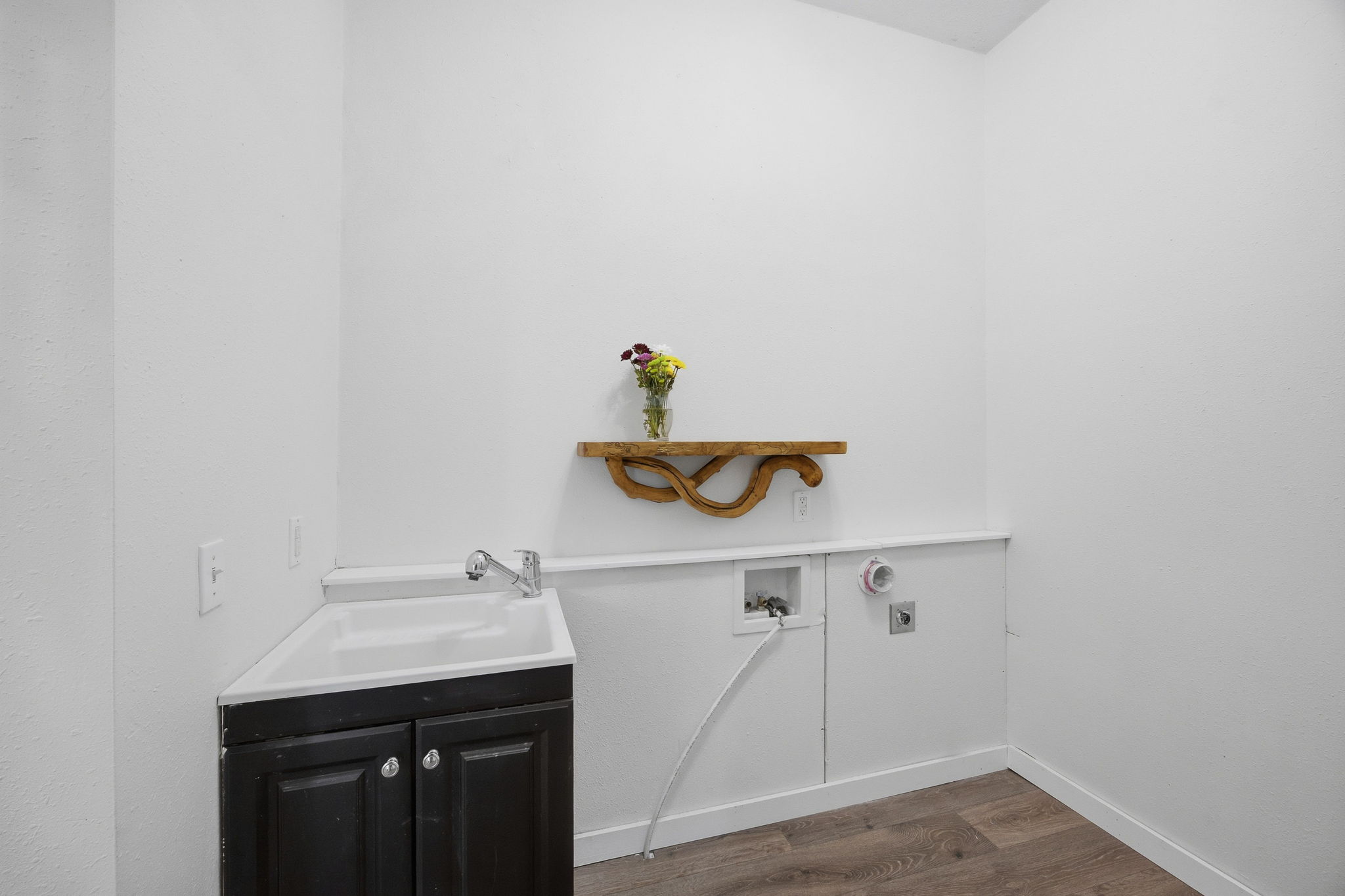 11327 Sleeman Lane Property Photo 40