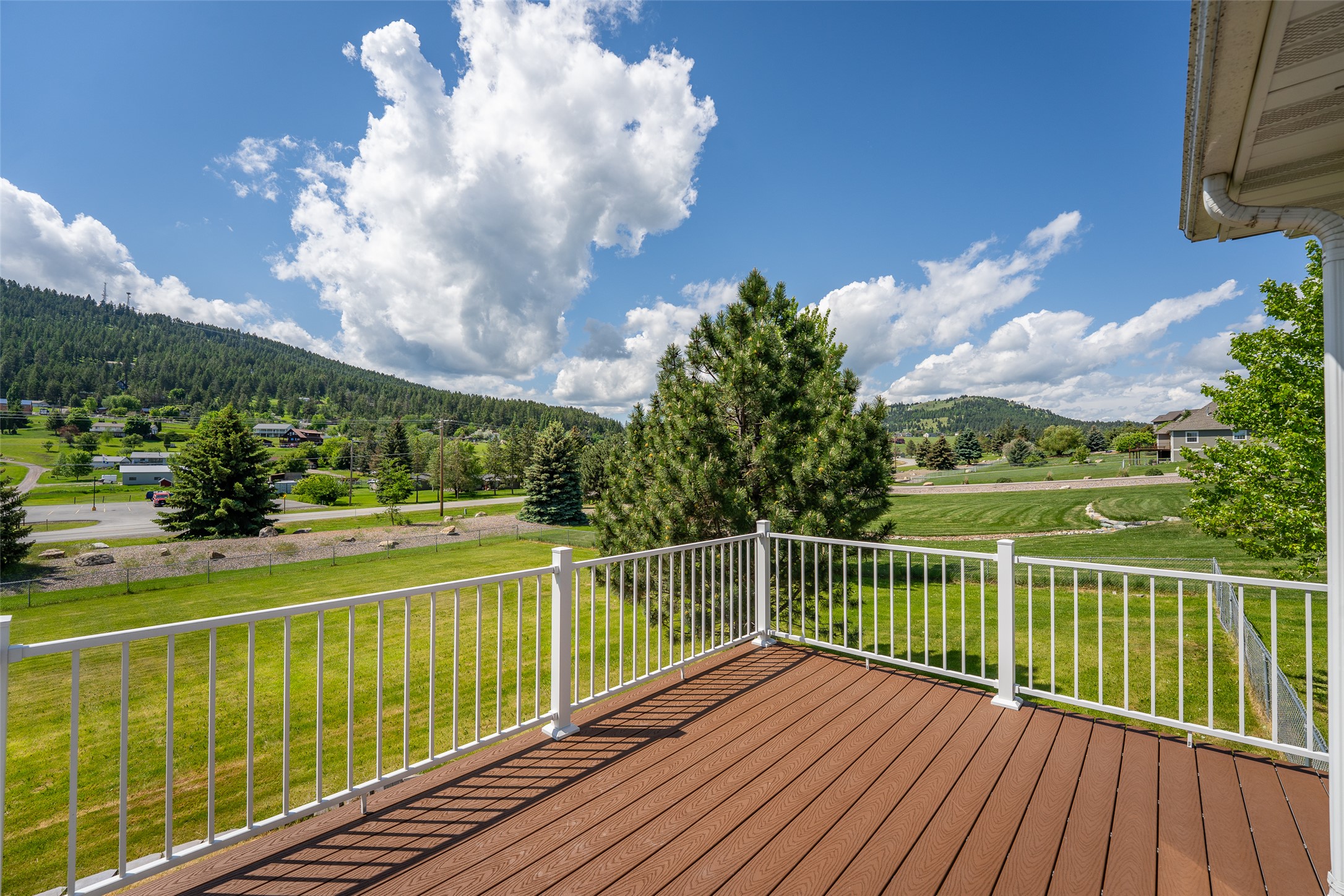 125 Stoneridge Drive Property Photo 49