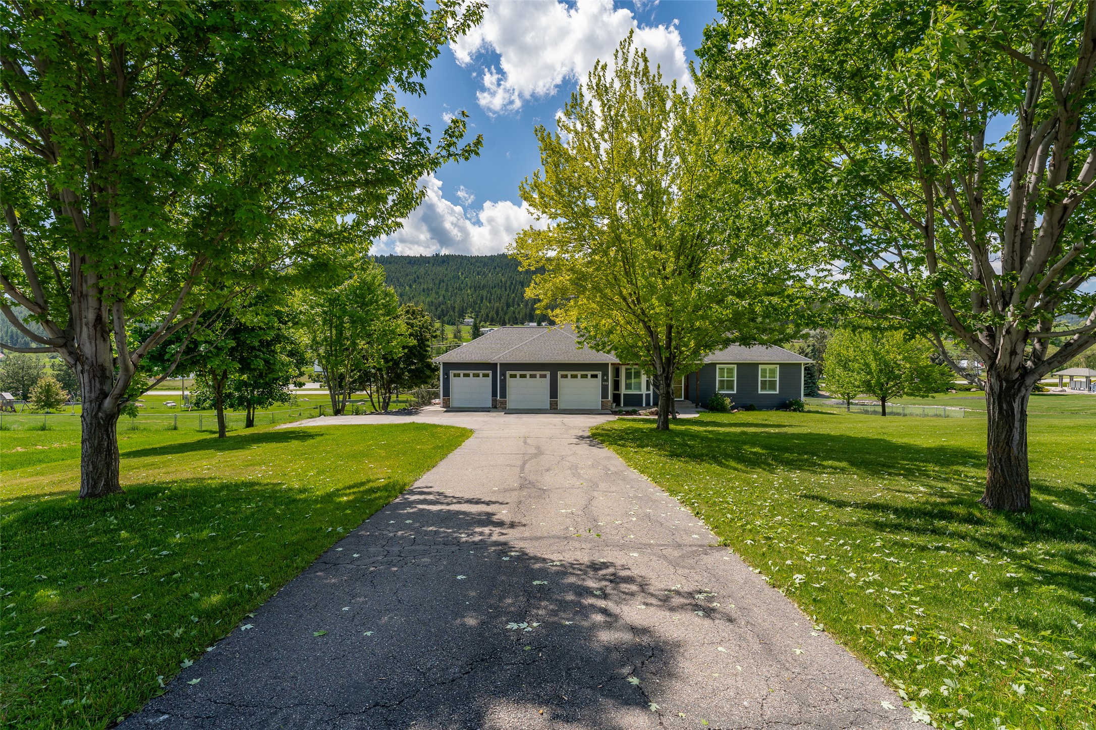125 Stoneridge Drive Property Photo 84