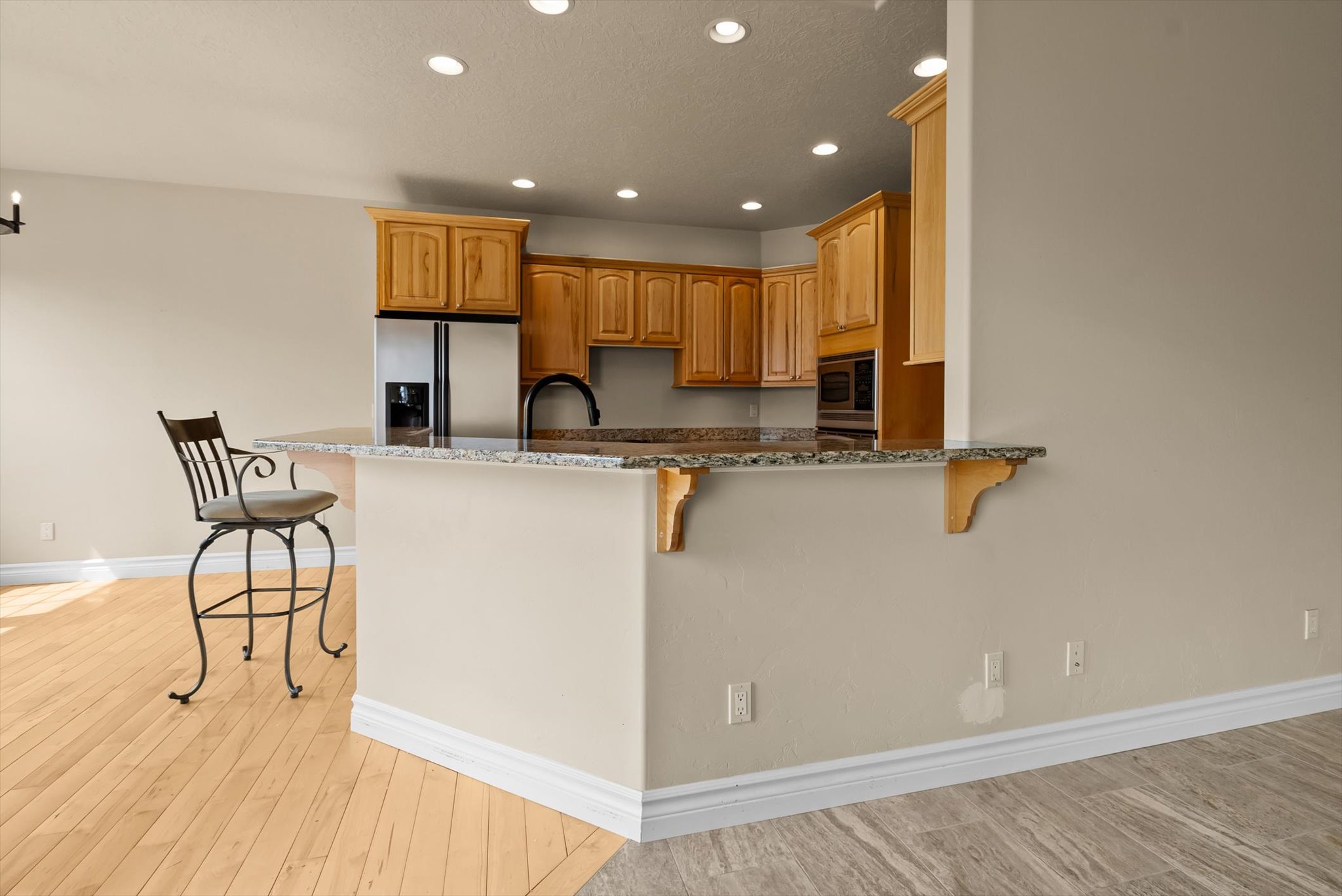 605 Stoneridge Drive Property Photo 13