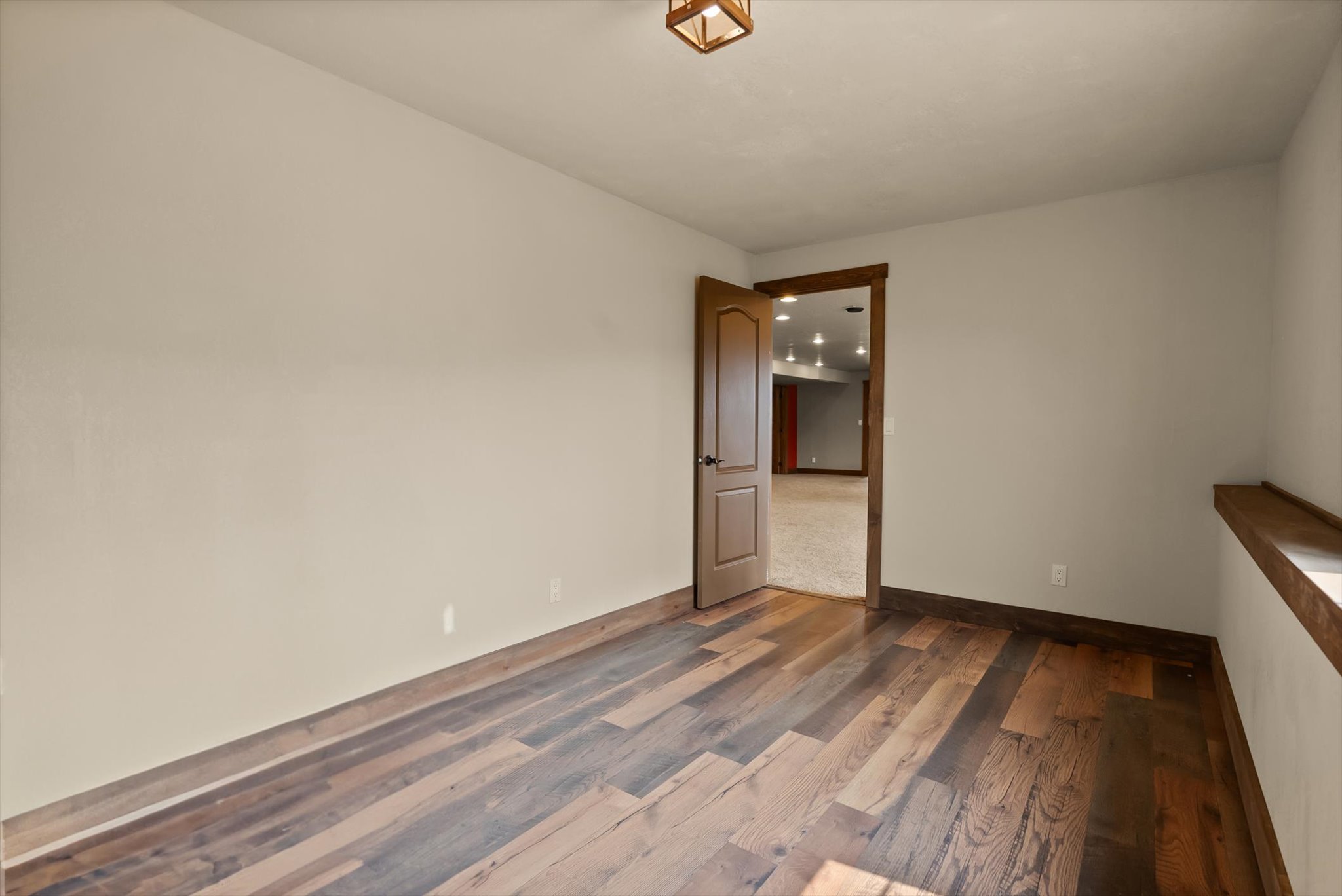 605 Stoneridge Drive Property Photo 40