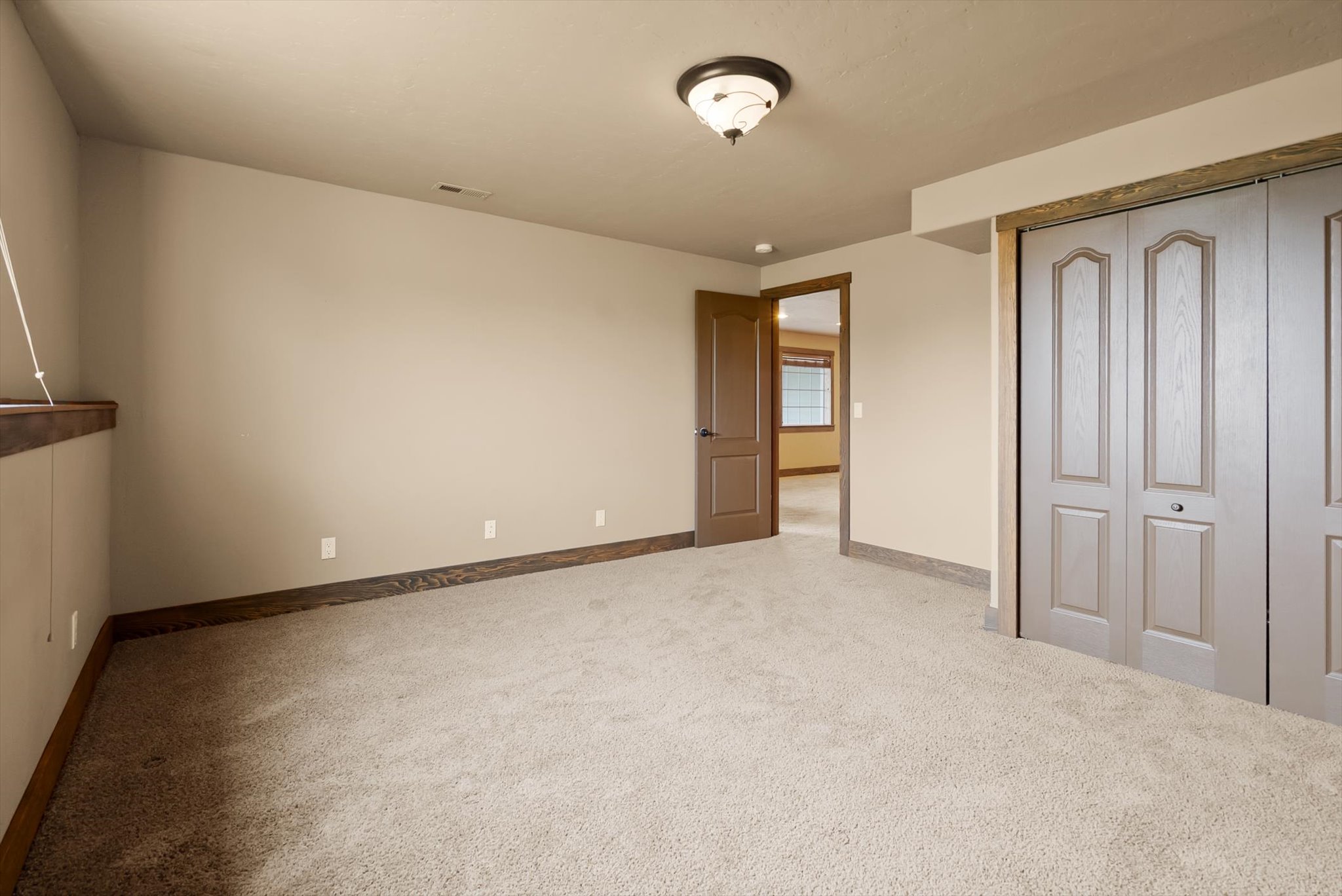 605 Stoneridge Drive Property Photo 48