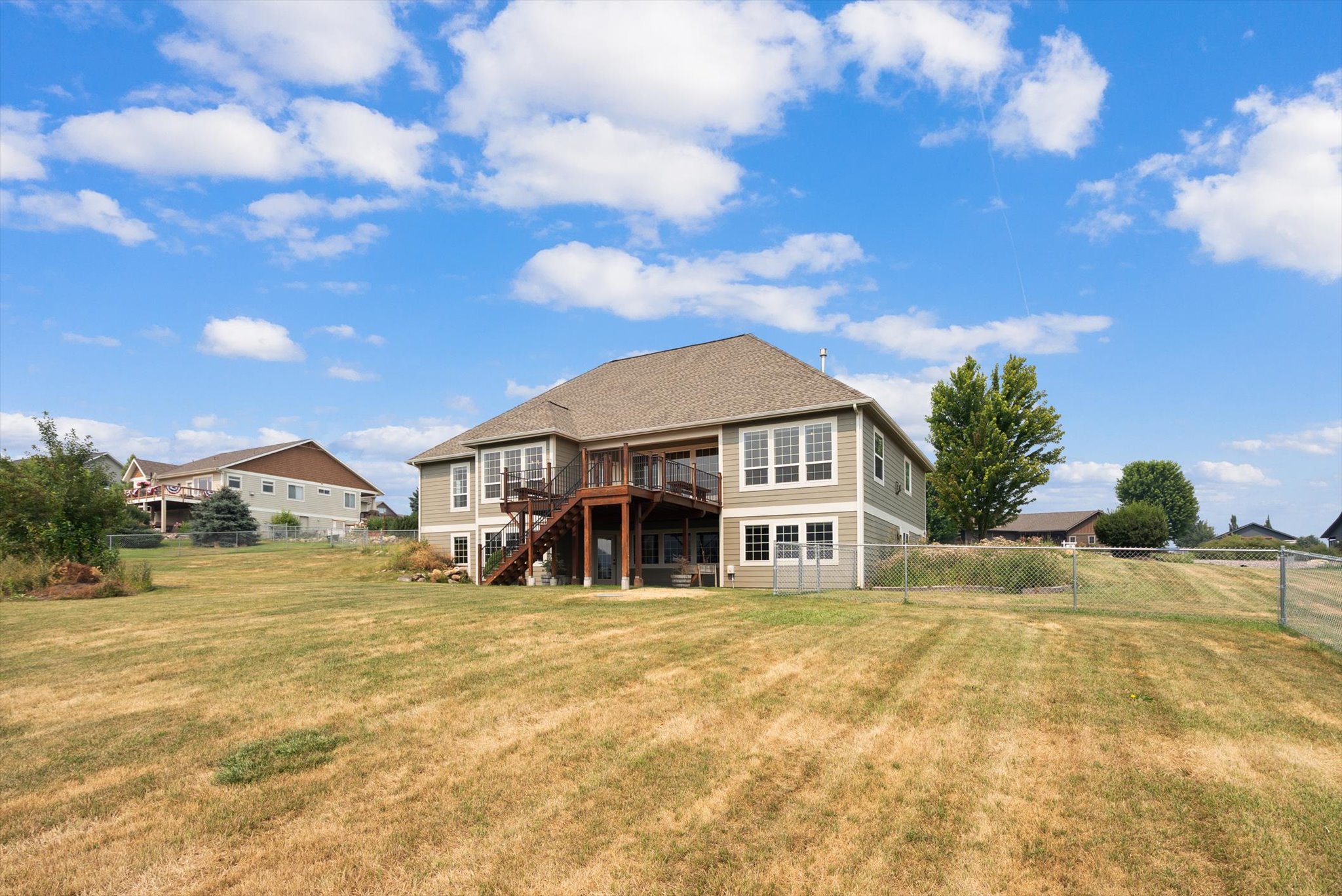 605 Stoneridge Drive Property Photo 49