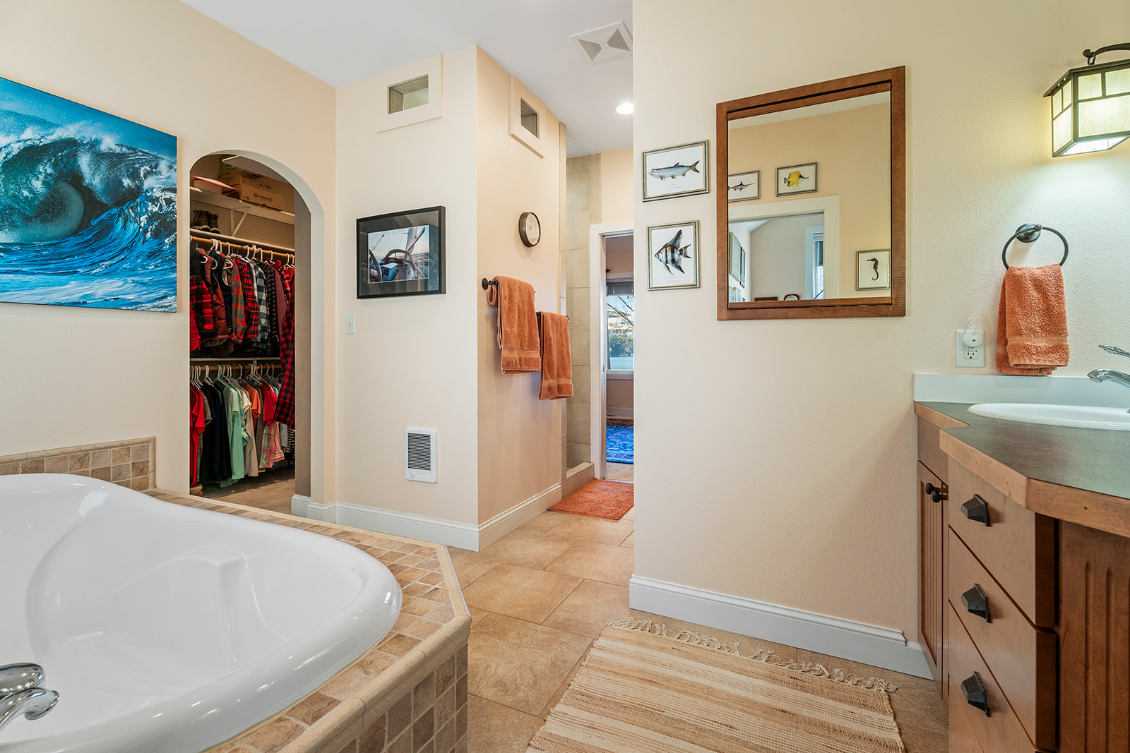 3934 E Shore Drive Property Photo 10