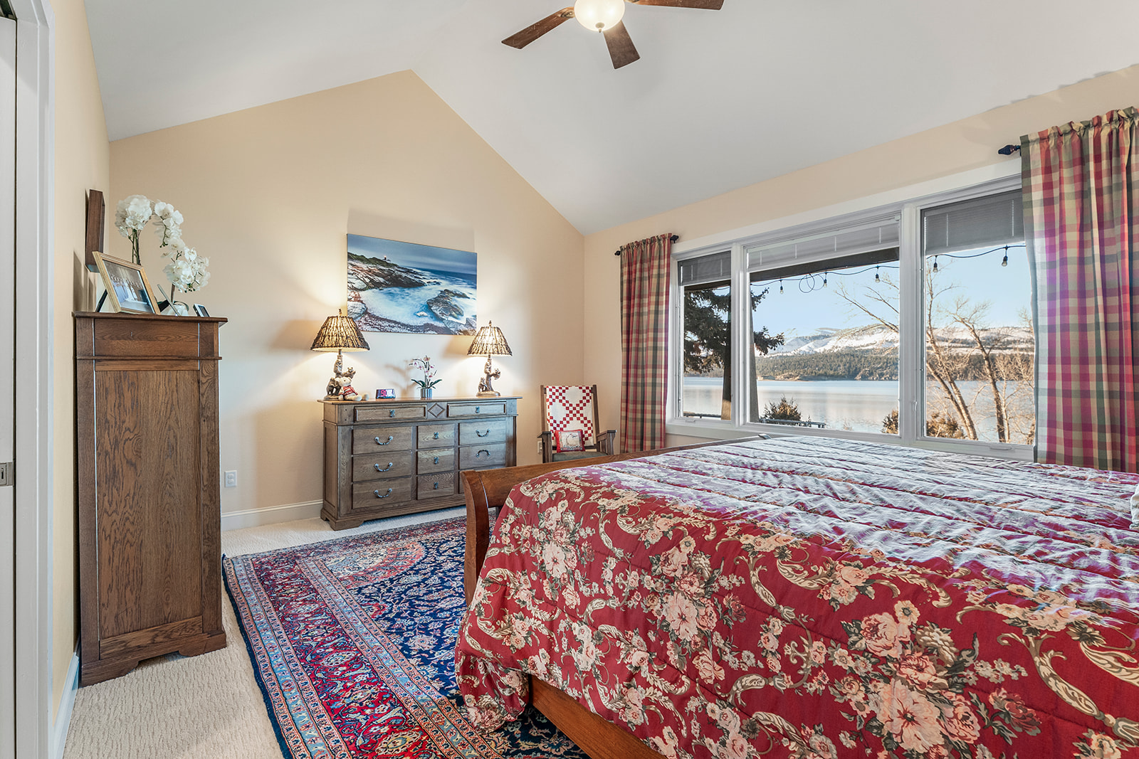 3934 E Shore Drive Property Photo 14