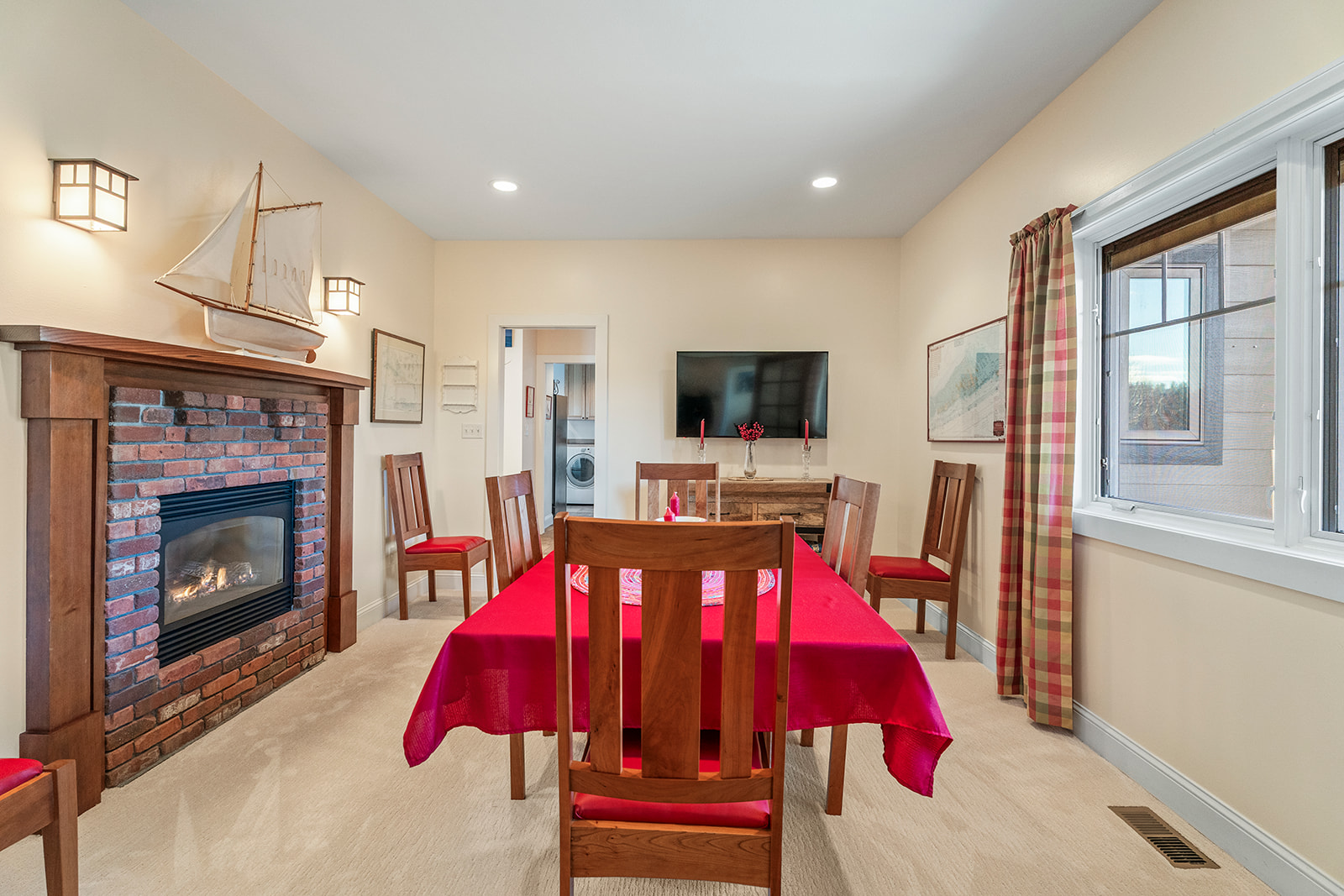 3934 E Shore Drive Property Photo 16
