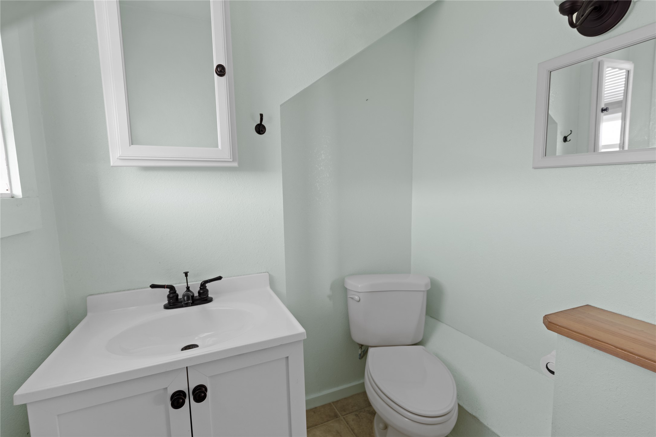 310 E Clark Street Property Photo 24