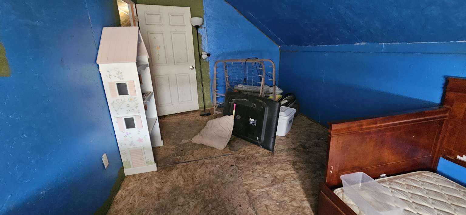 11221 Gate Road Property Photo 15