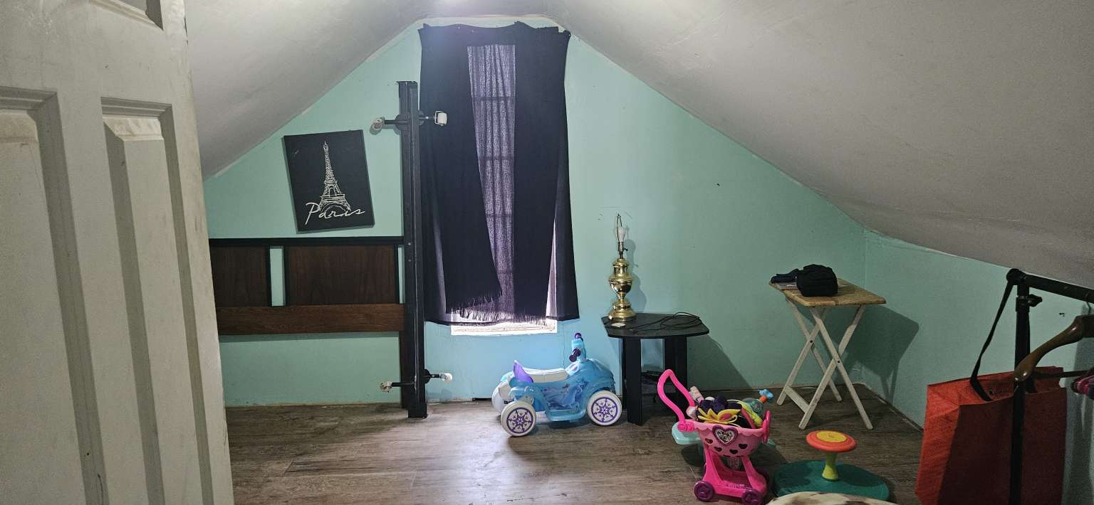 11221 Gate Road Property Photo 21