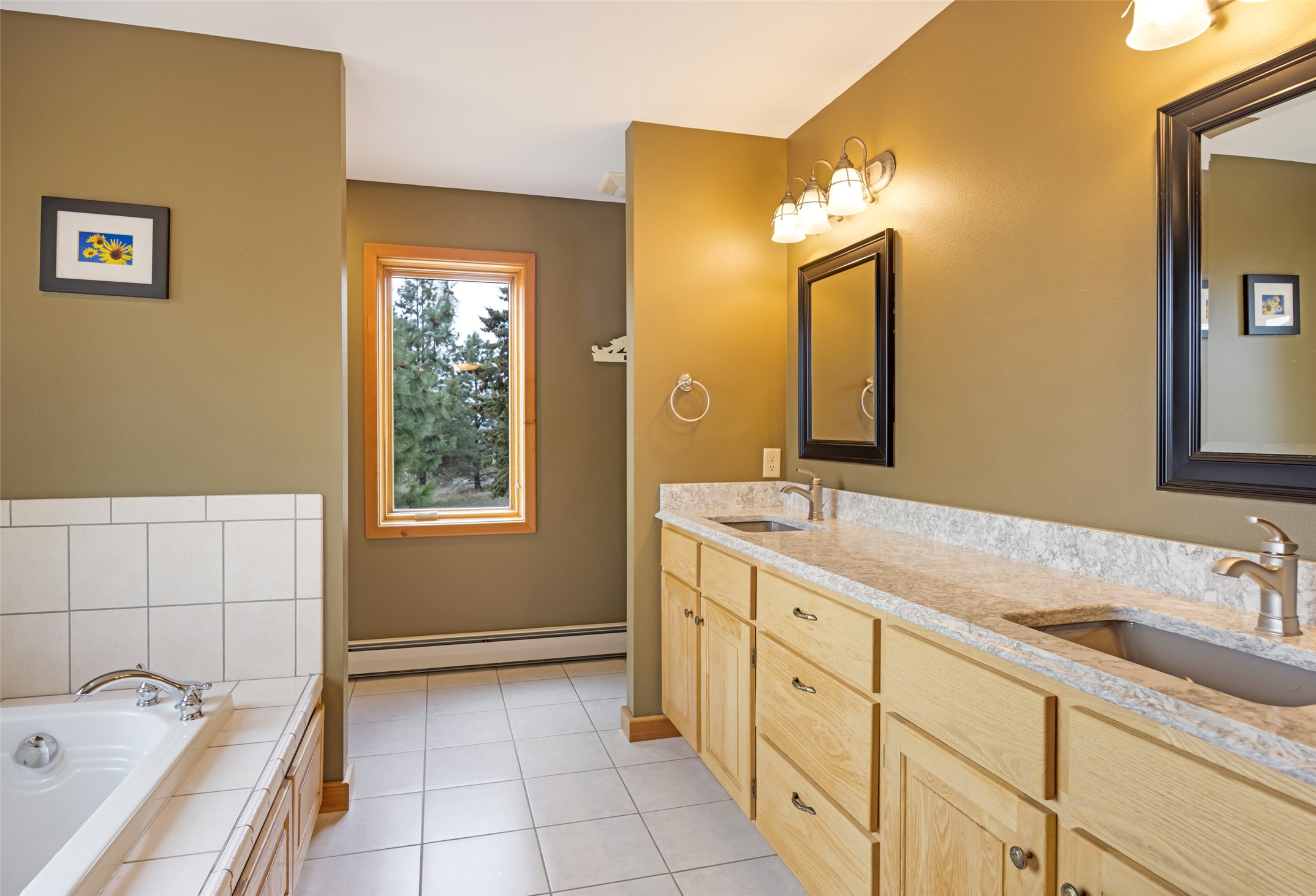 15940 Highland Drive Property Photo 24