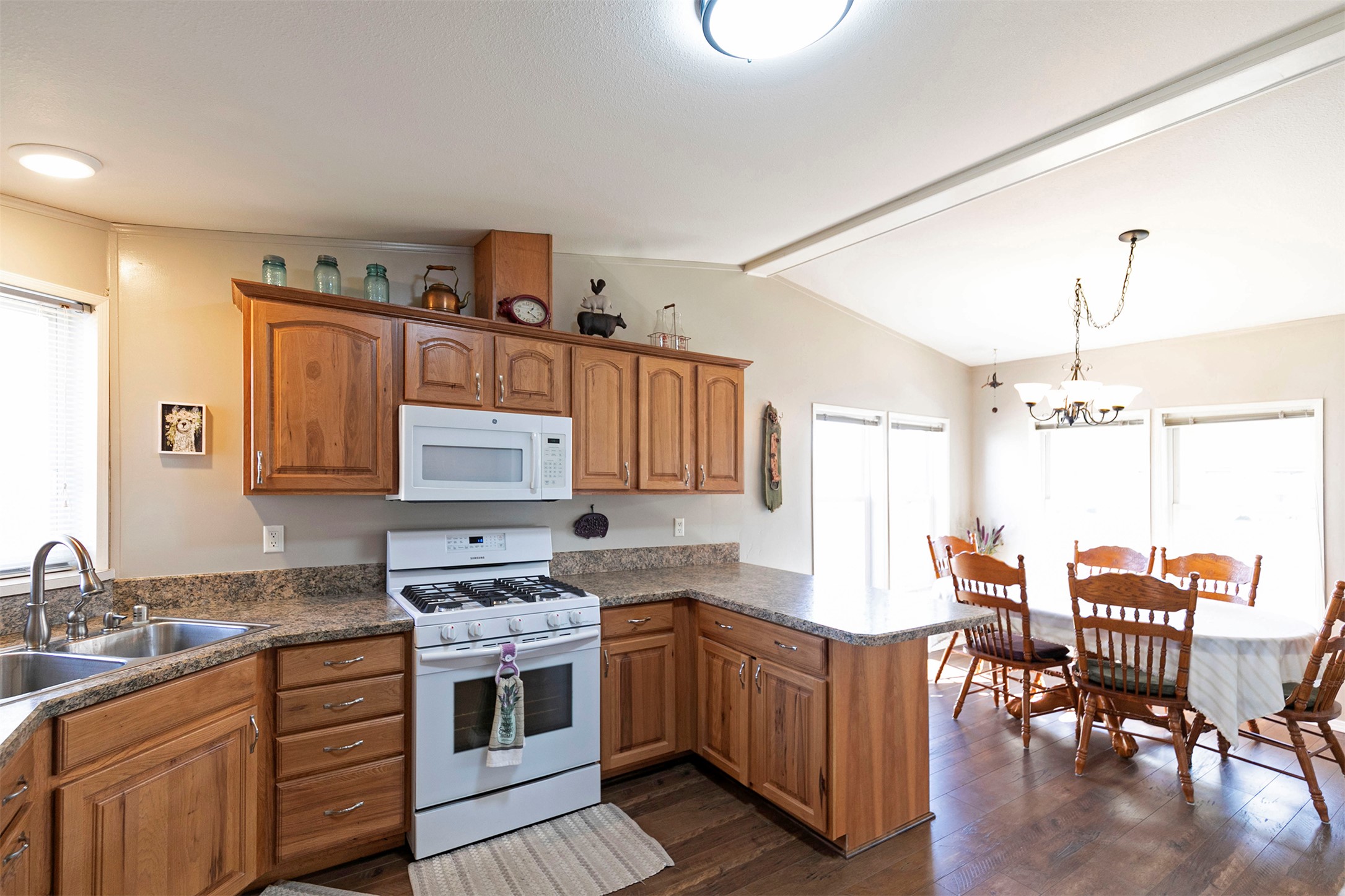 1705 Josephine Avenue Property Photo 13