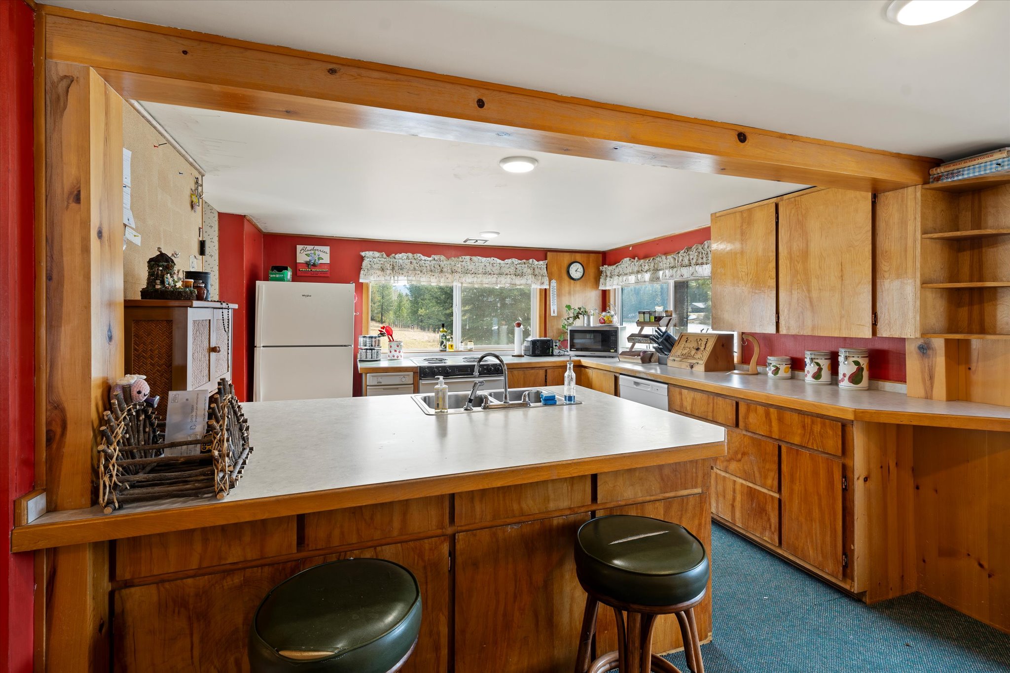 1165 Kootenai River Road Property Photo 17