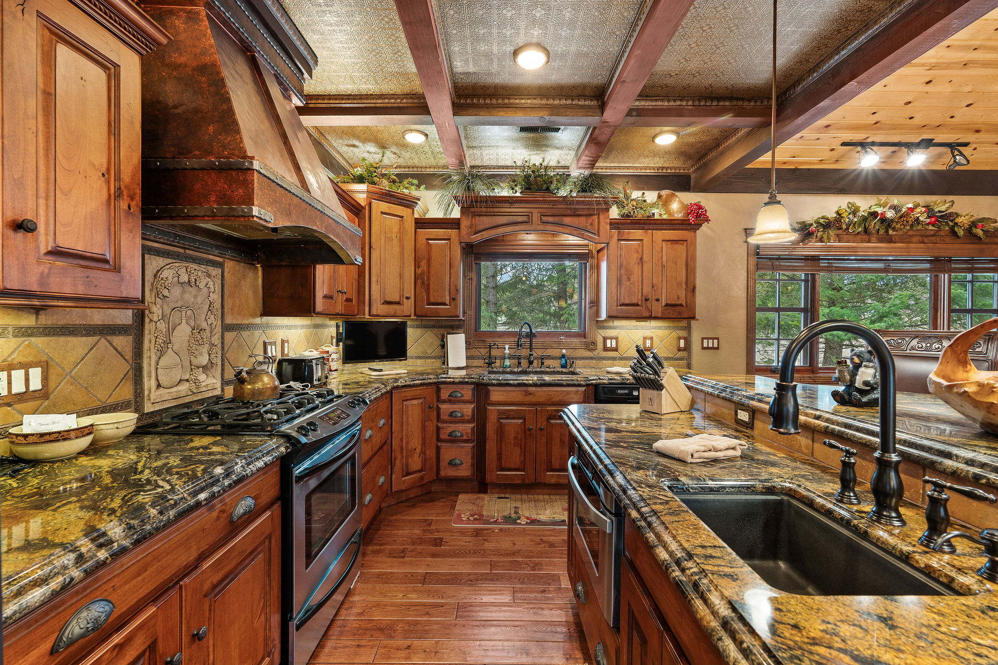 1187 & 1195 Hodgson Road Property Photo 106