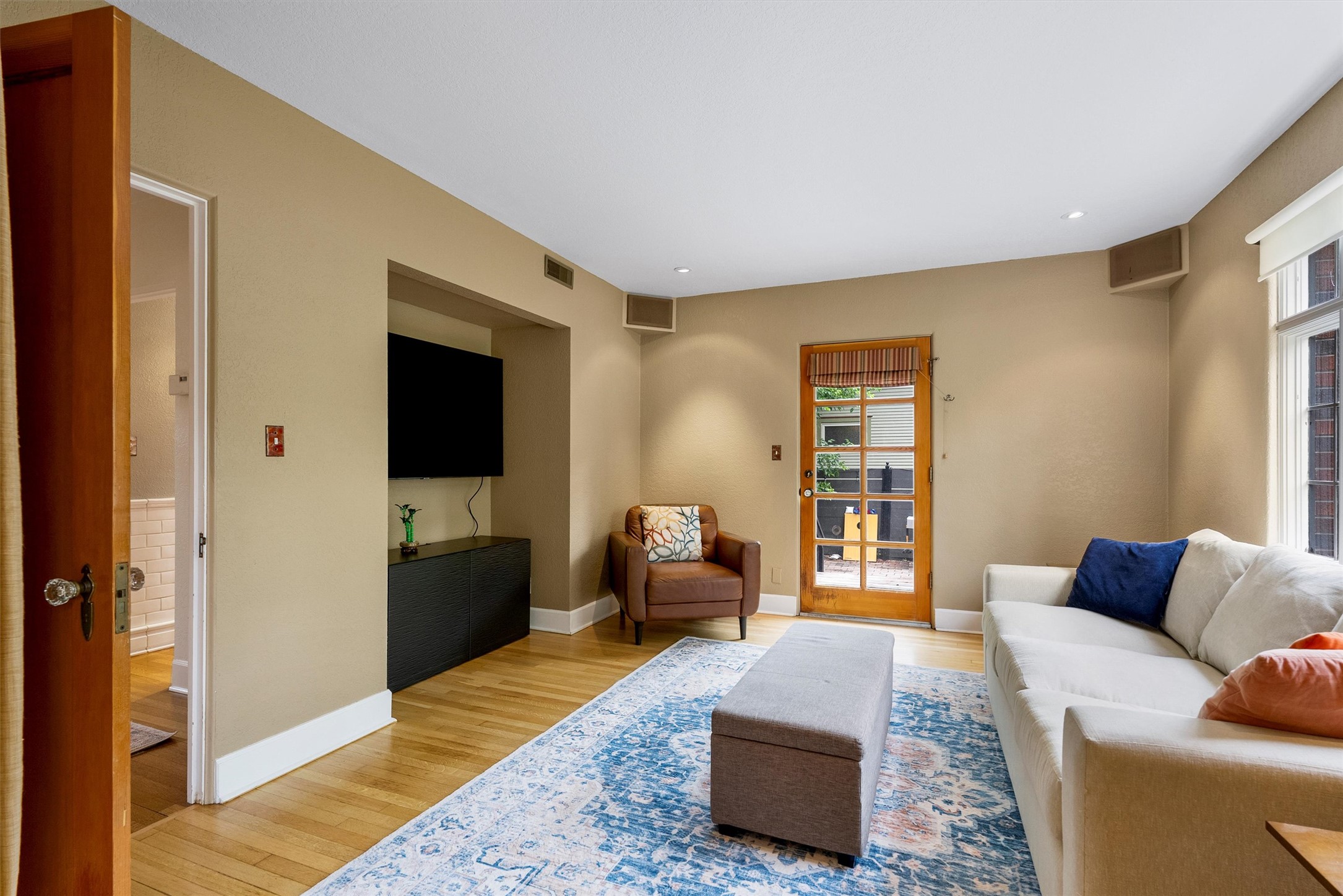 300 Connell Avenue Property Photo 12