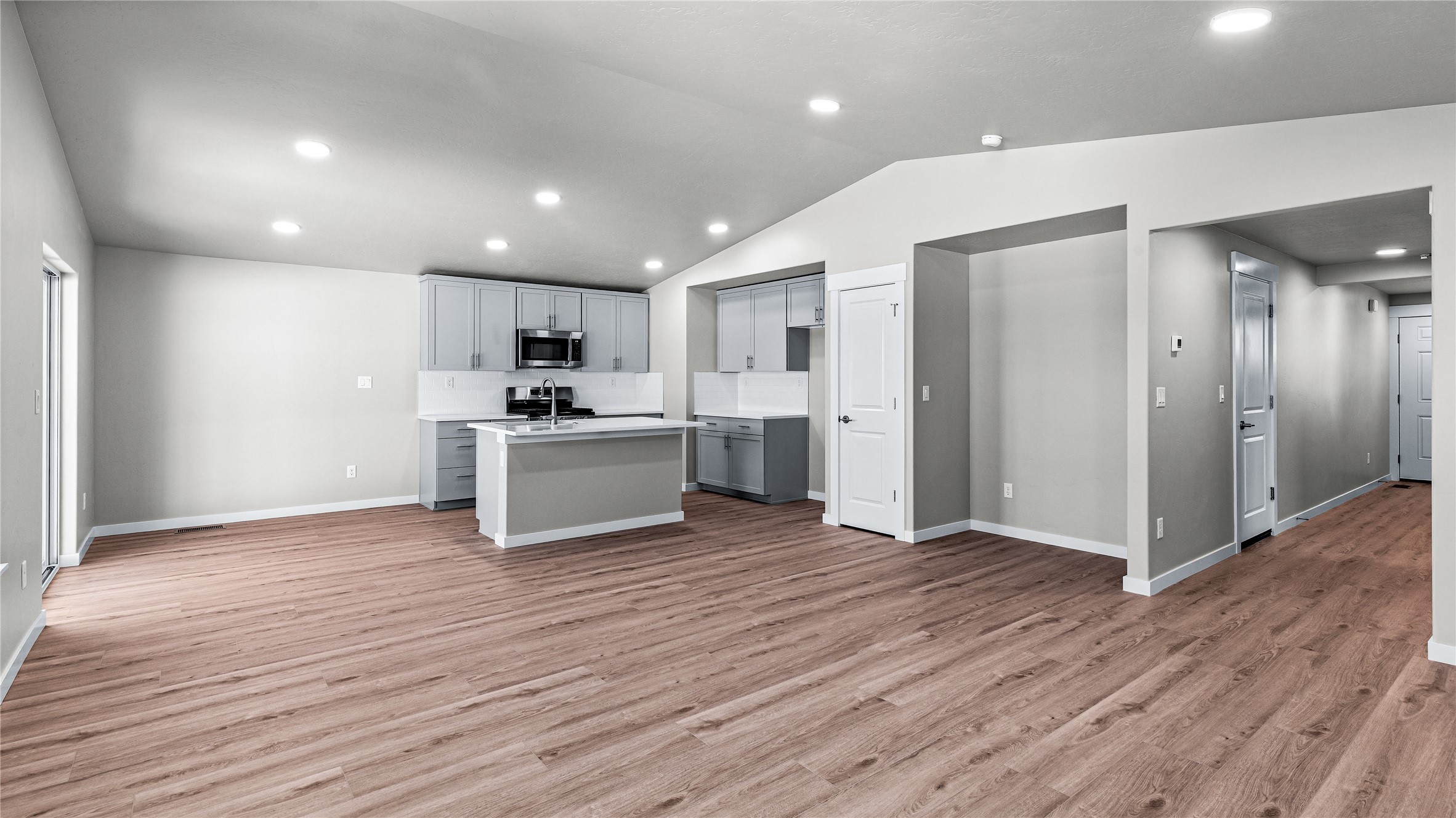 417 Needlegrass Lane Property Photo 4