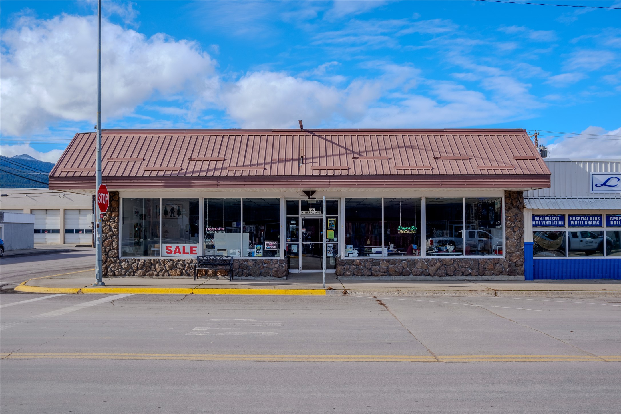 320 Mineral Avenue Property Photo 1