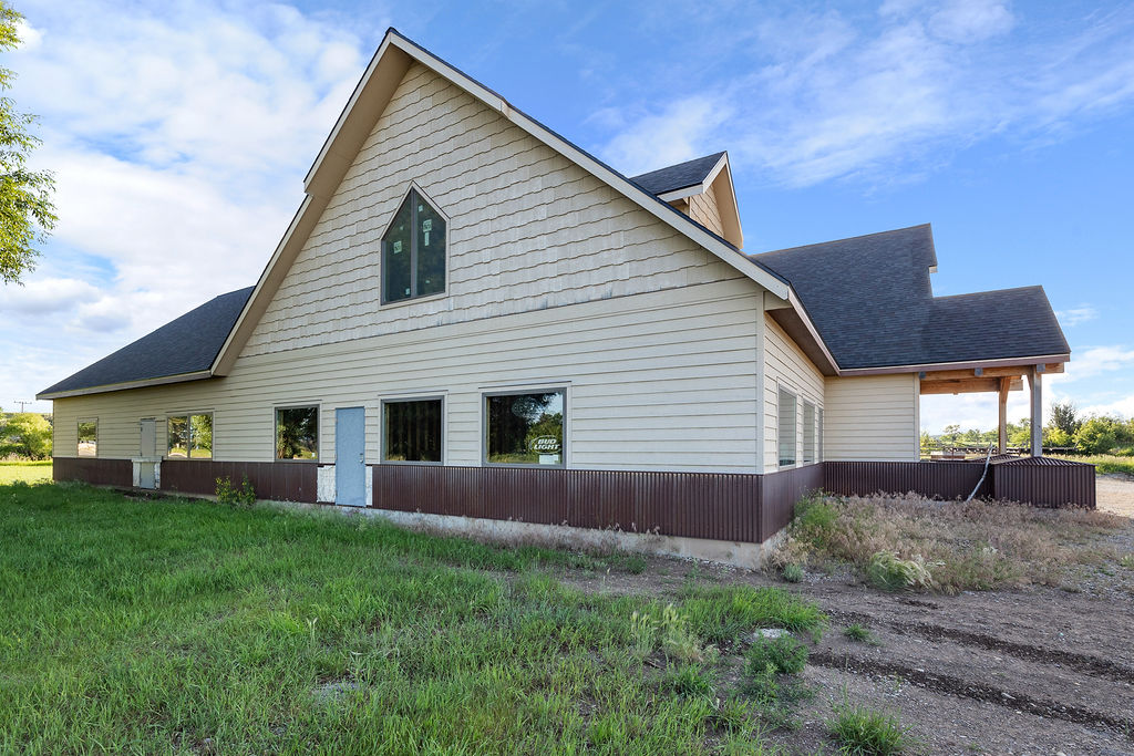 610 Us Hwy 191 Property Photo 57