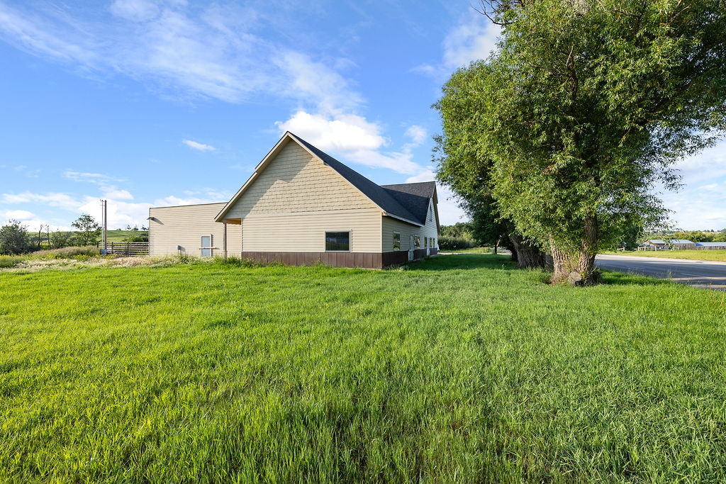 610 Us Hwy 191 Property Photo 58