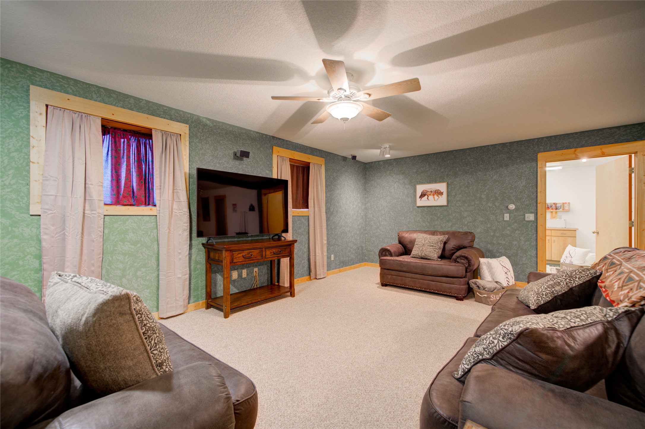 13 Coachman Lane Property Photo 25
