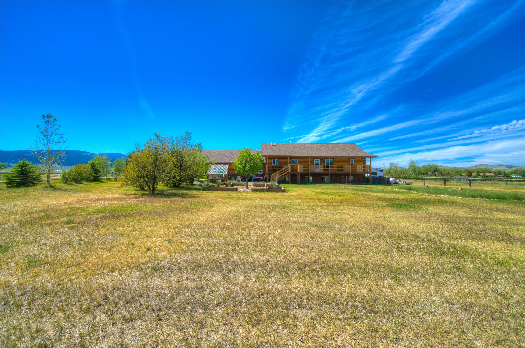 13 Coachman Lane Property Photo 40