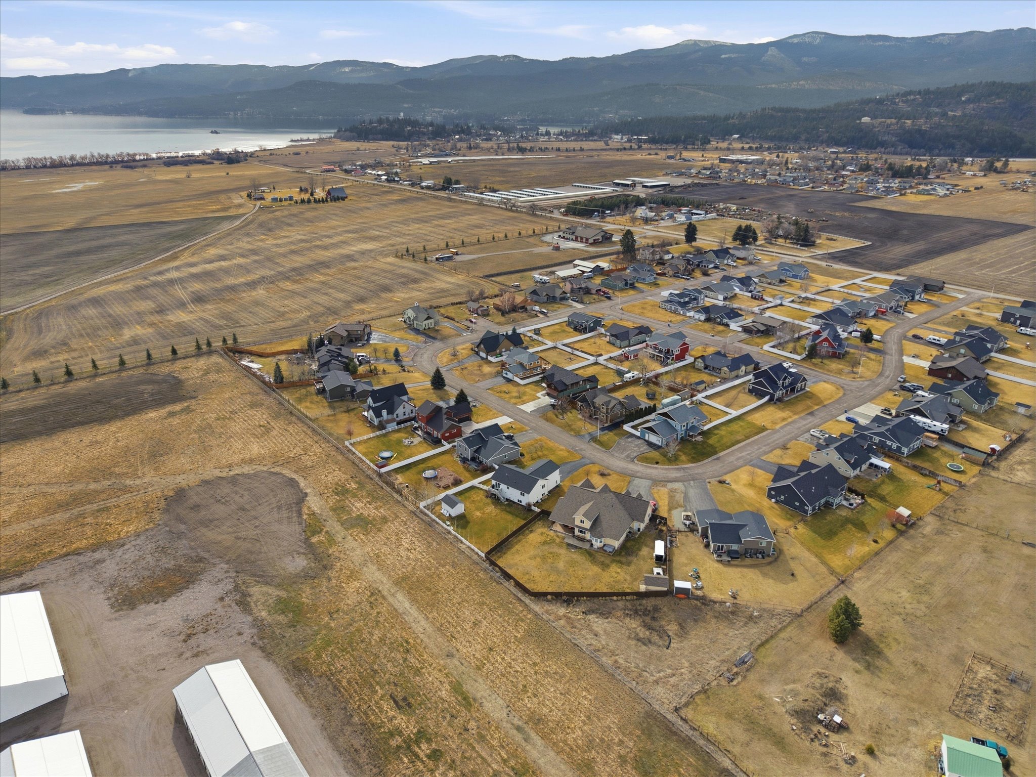 1237 Mackinaw Loop Property Photo 49