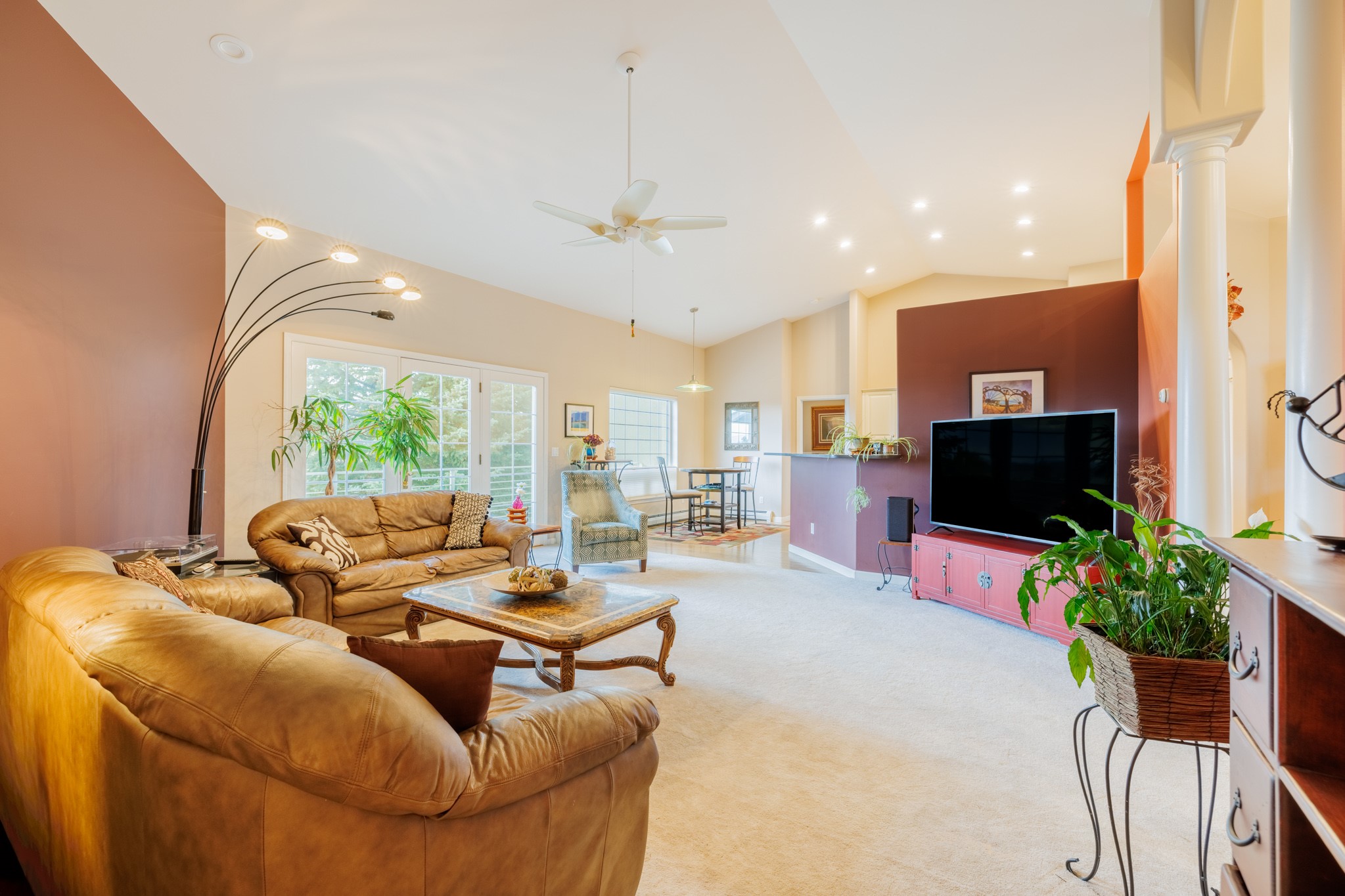 2028 Flowerree Street Property Photo 15
