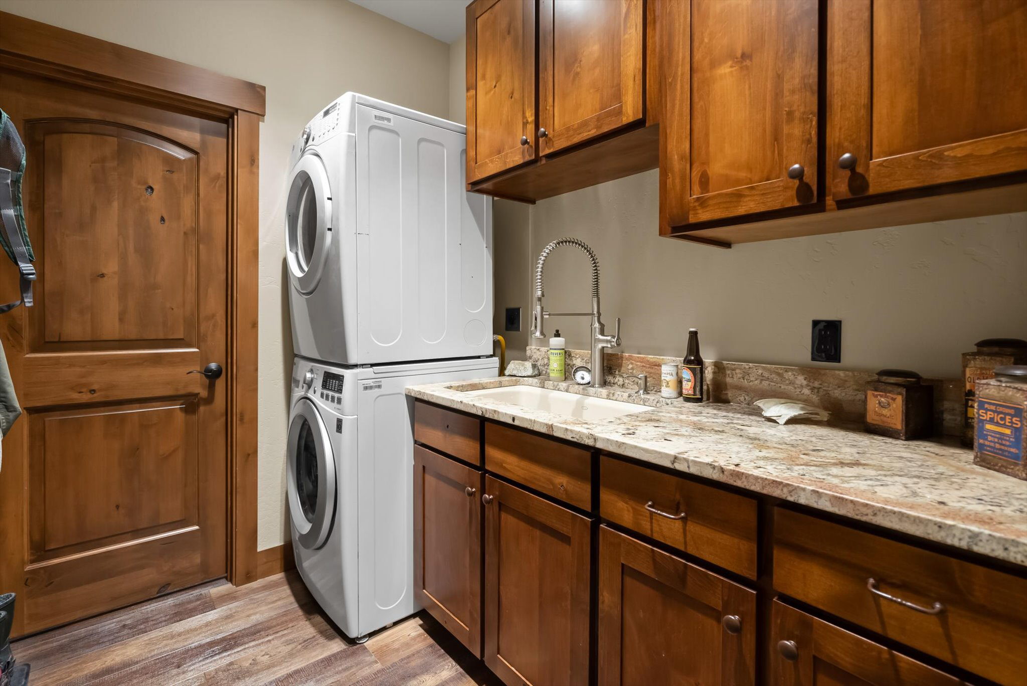 776 Summerville Road Property Photo 41