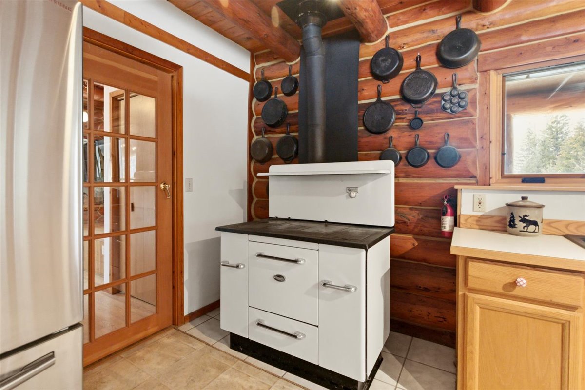 2236 Griffith Creek Road Property Photo 8