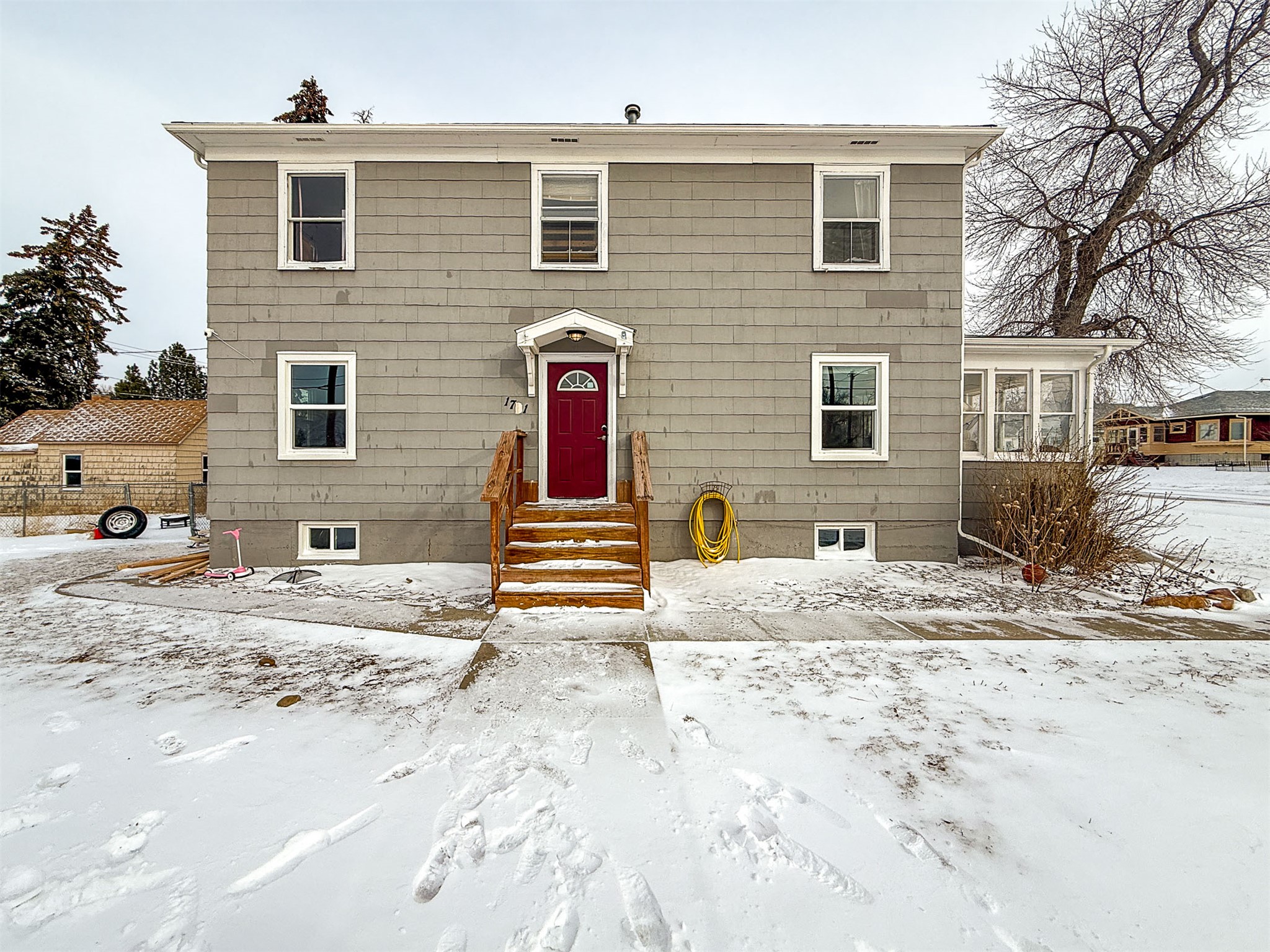 1701 8th Avenue N Property Photo 1