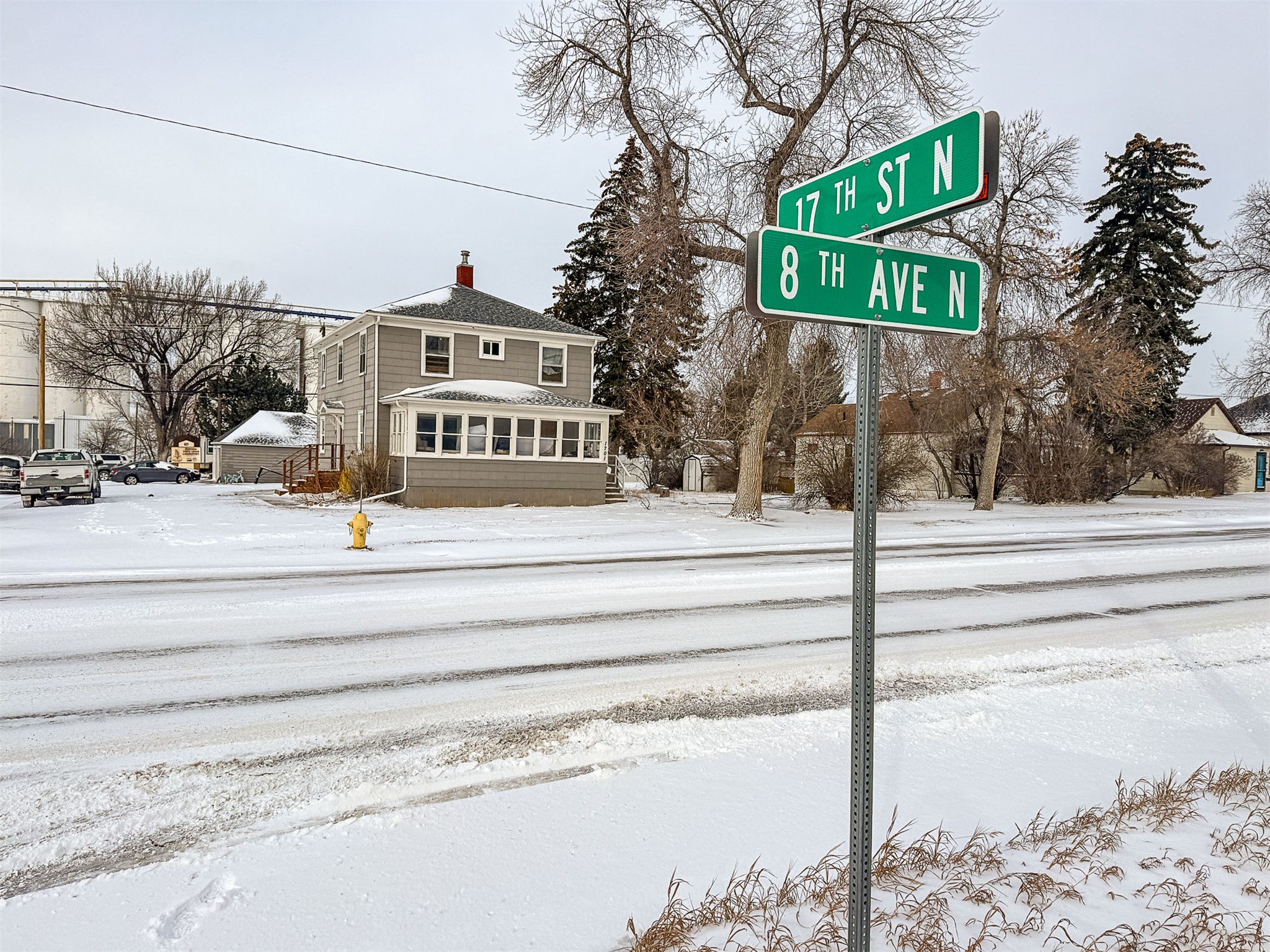 1701 8th Avenue N Property Photo 12