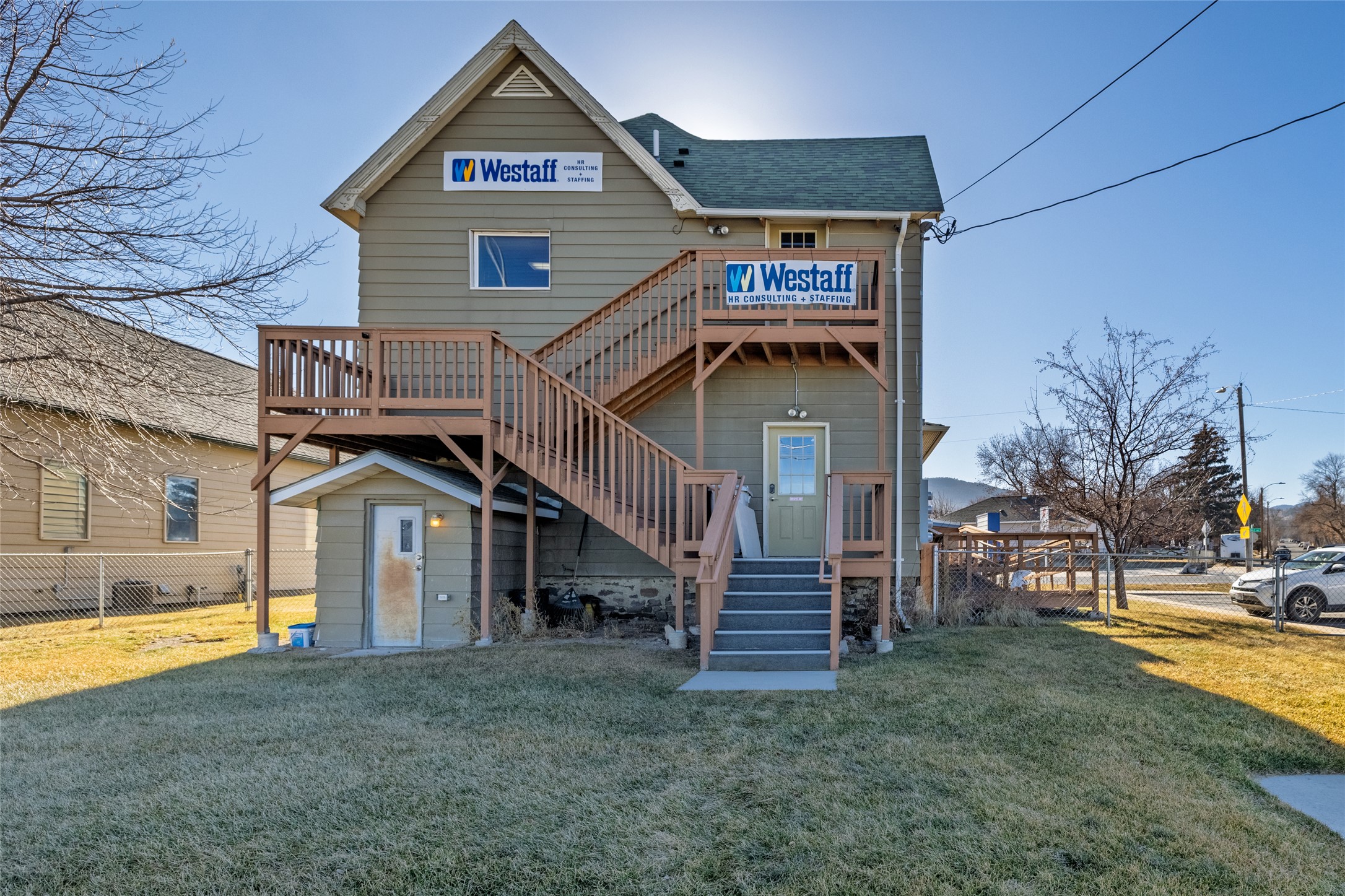204 E Lyndale Avenue Property Photo 3