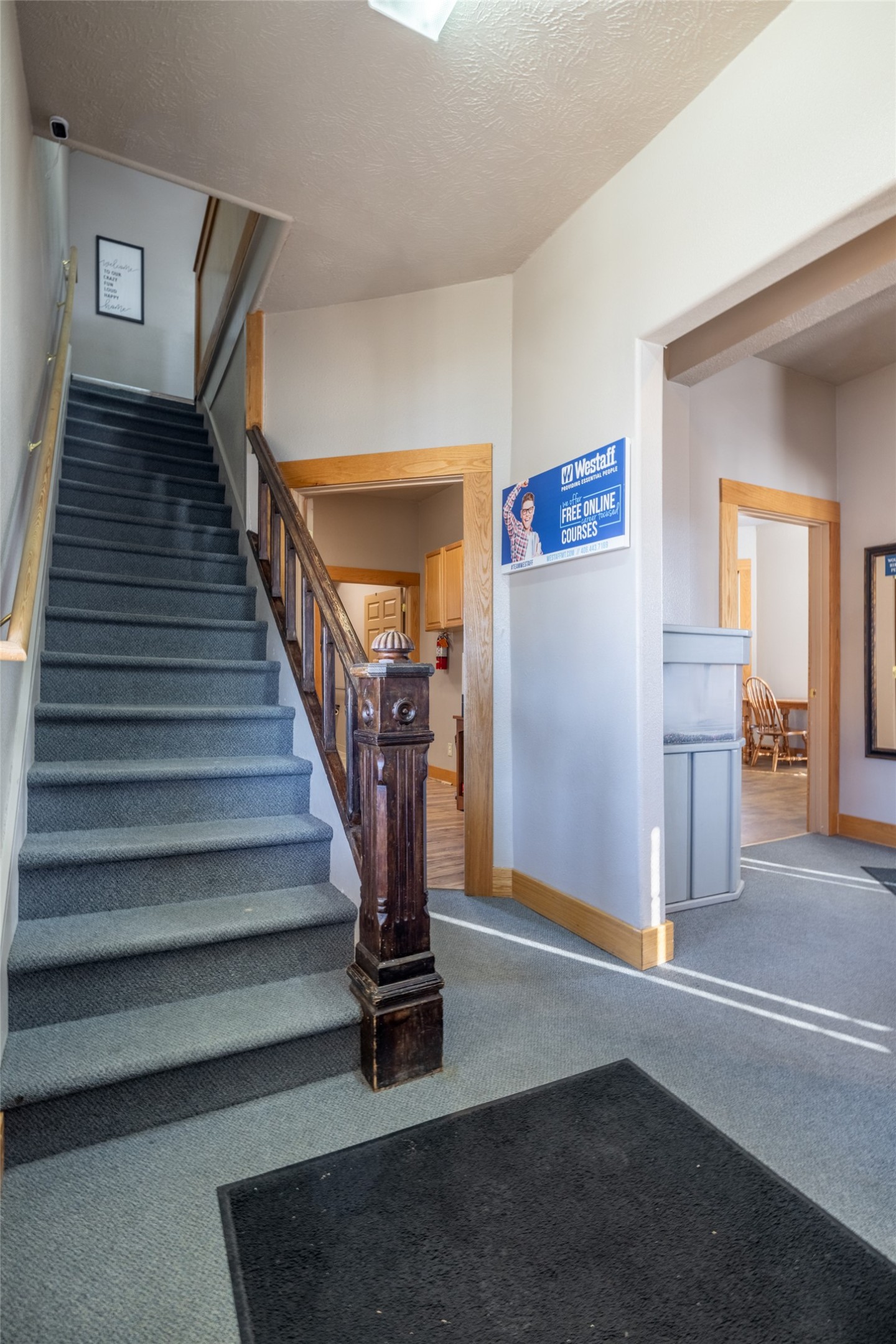 204 E Lyndale Avenue Property Photo 7