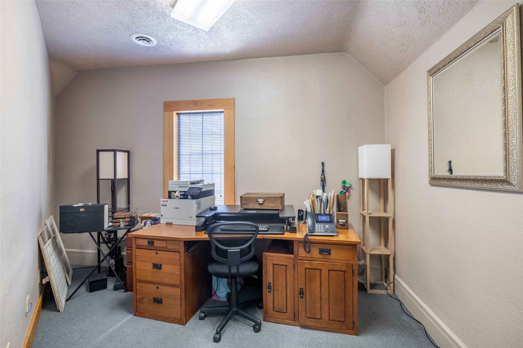 204 E Lyndale Avenue Property Photo 23