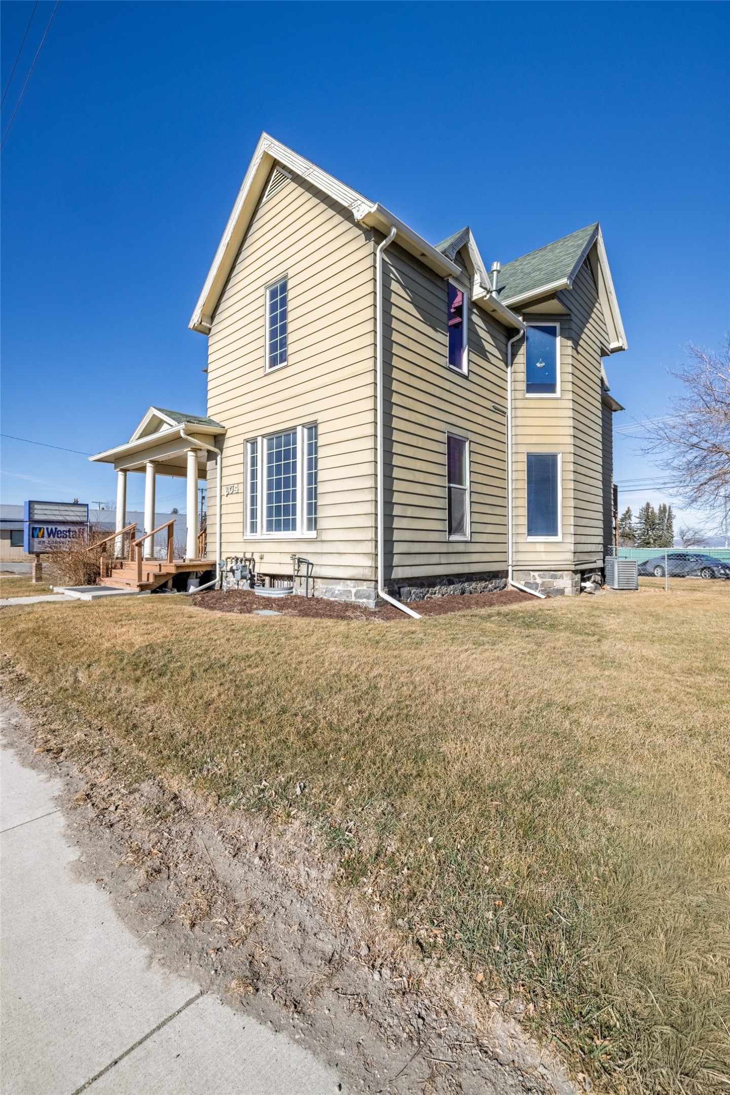 204 E Lyndale Avenue Property Photo 41