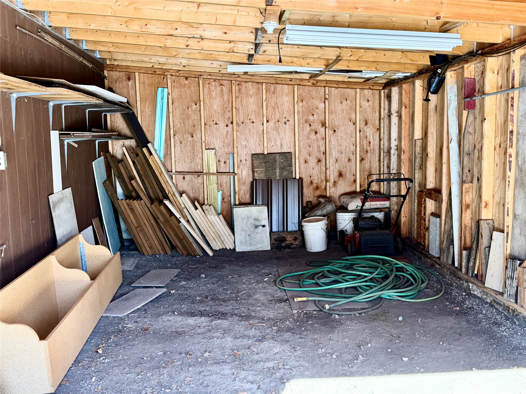 28 W Shore Road Property Photo 17