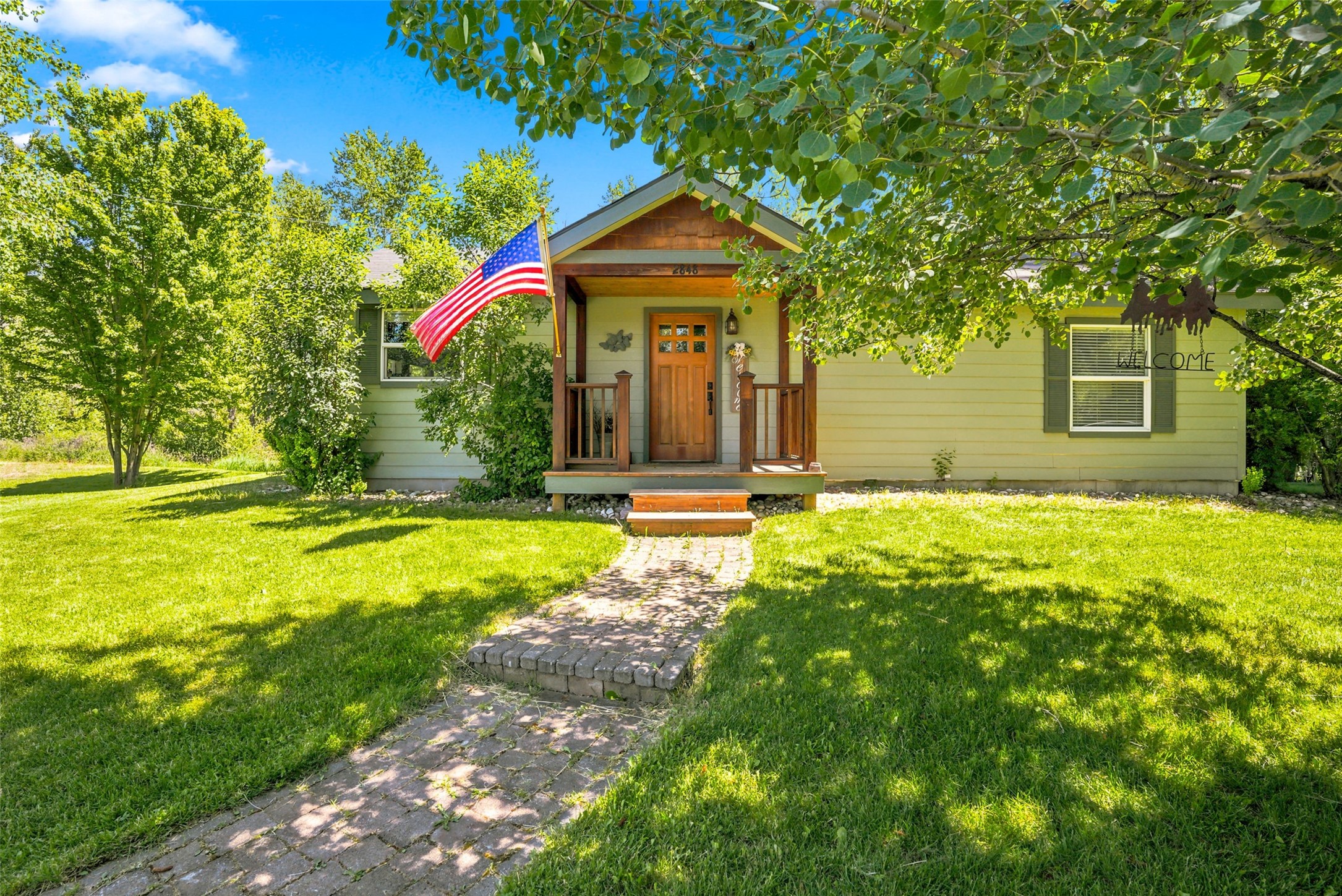 2848 E Gorus Loop Property Photo 14