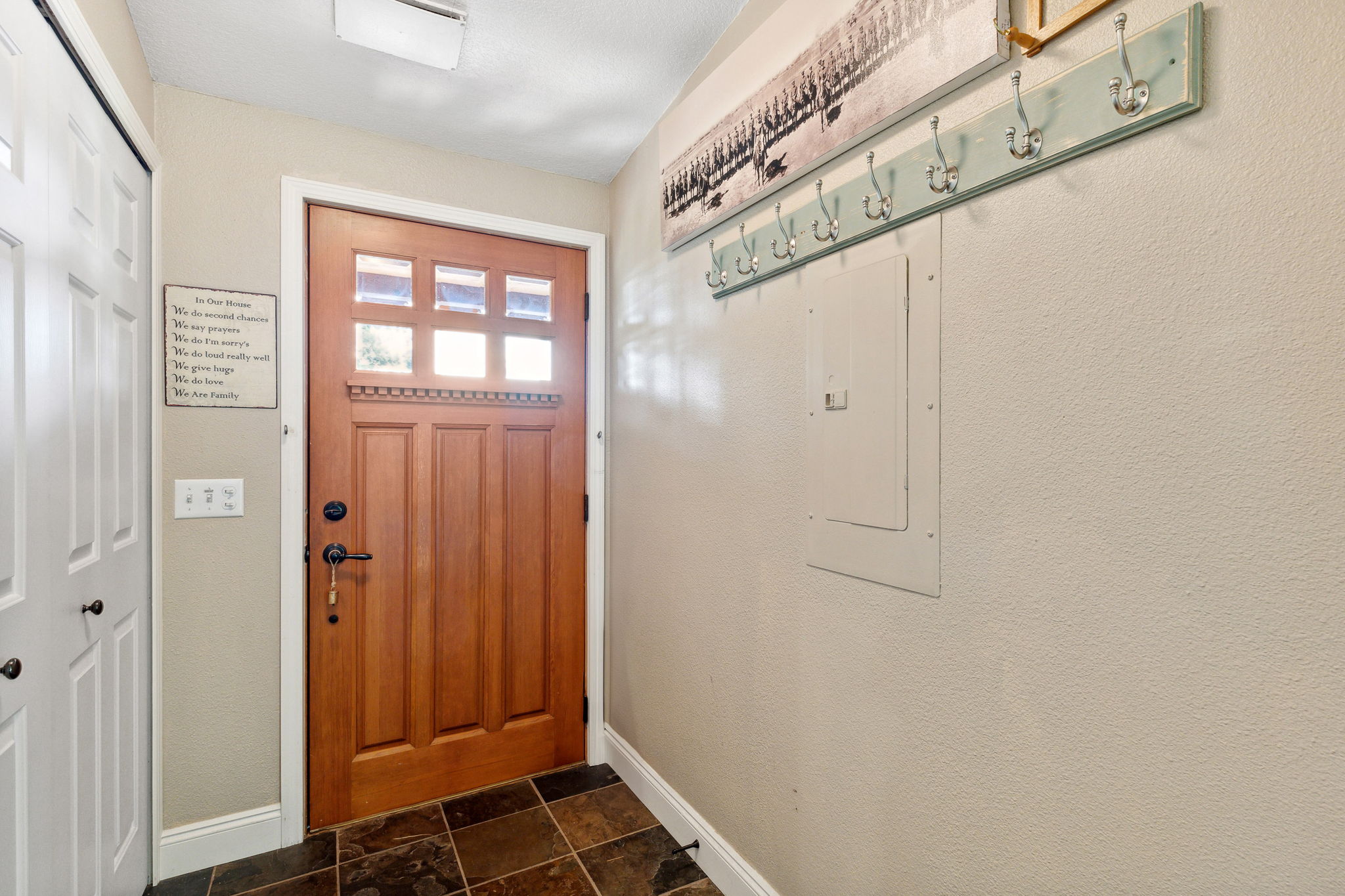 2848 E Gorus Loop Property Photo 15
