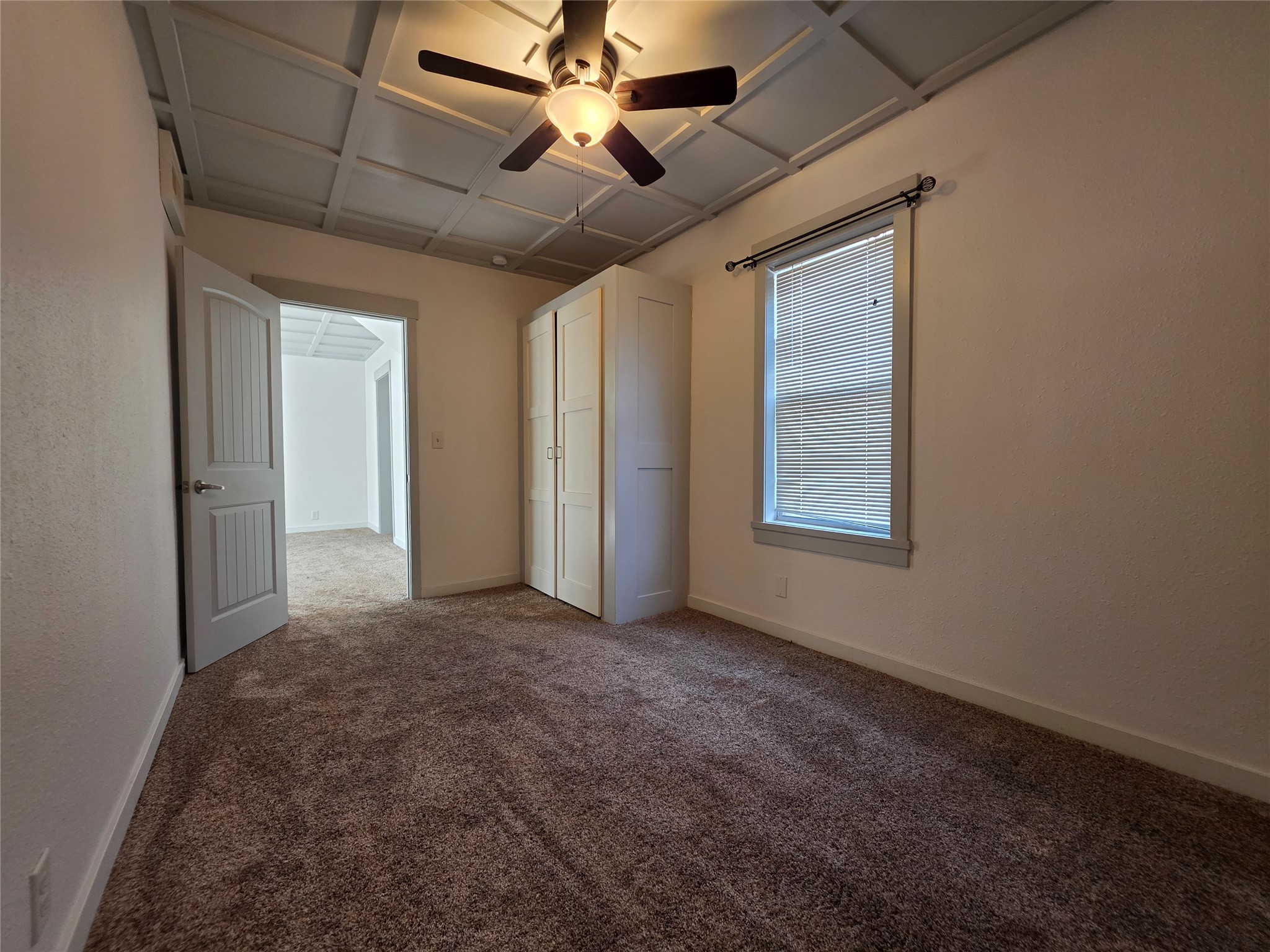 725 8th Avenue Nw Property Photo 10