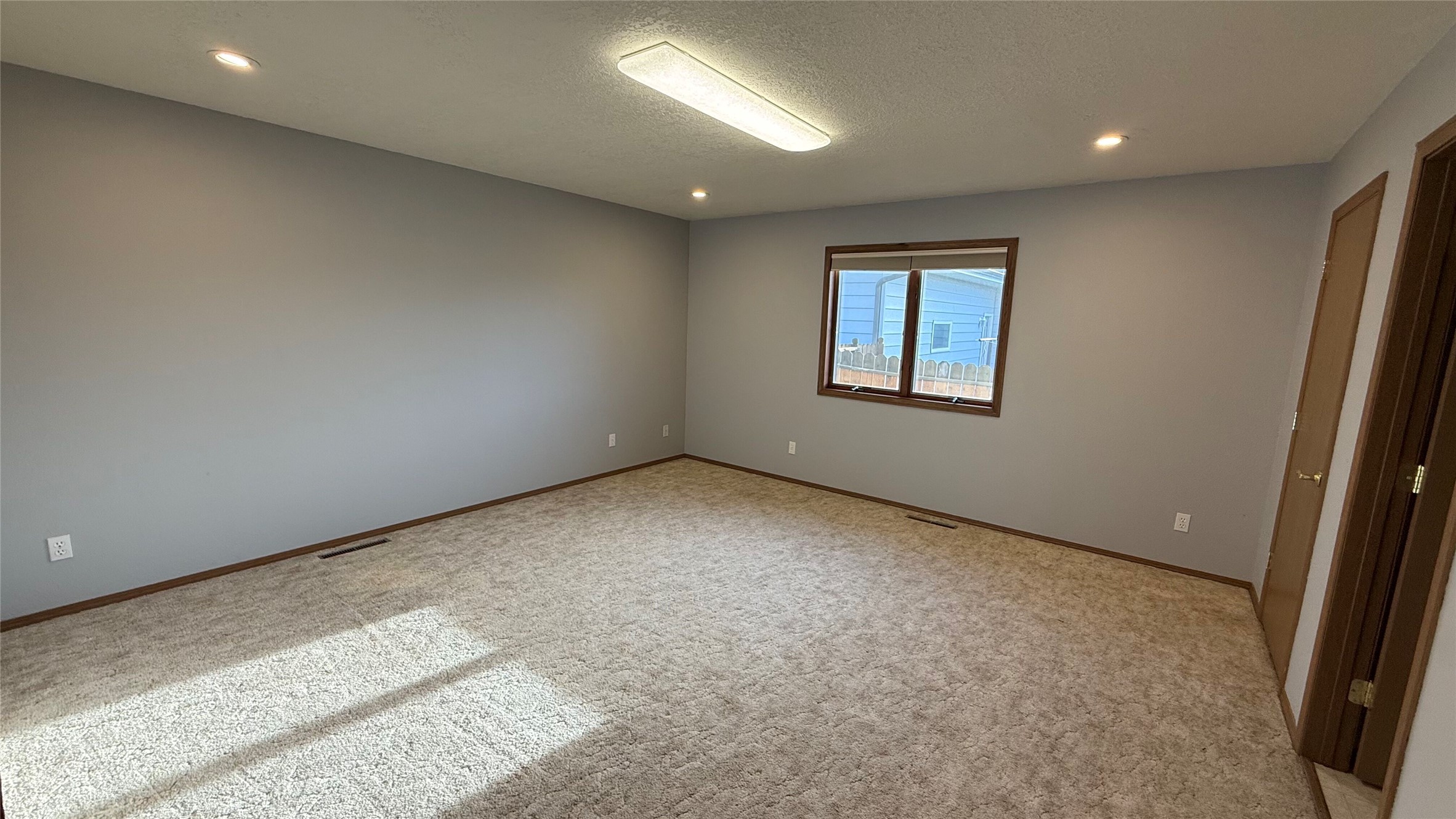 413 33rd Avenue Ne Property Photo 50