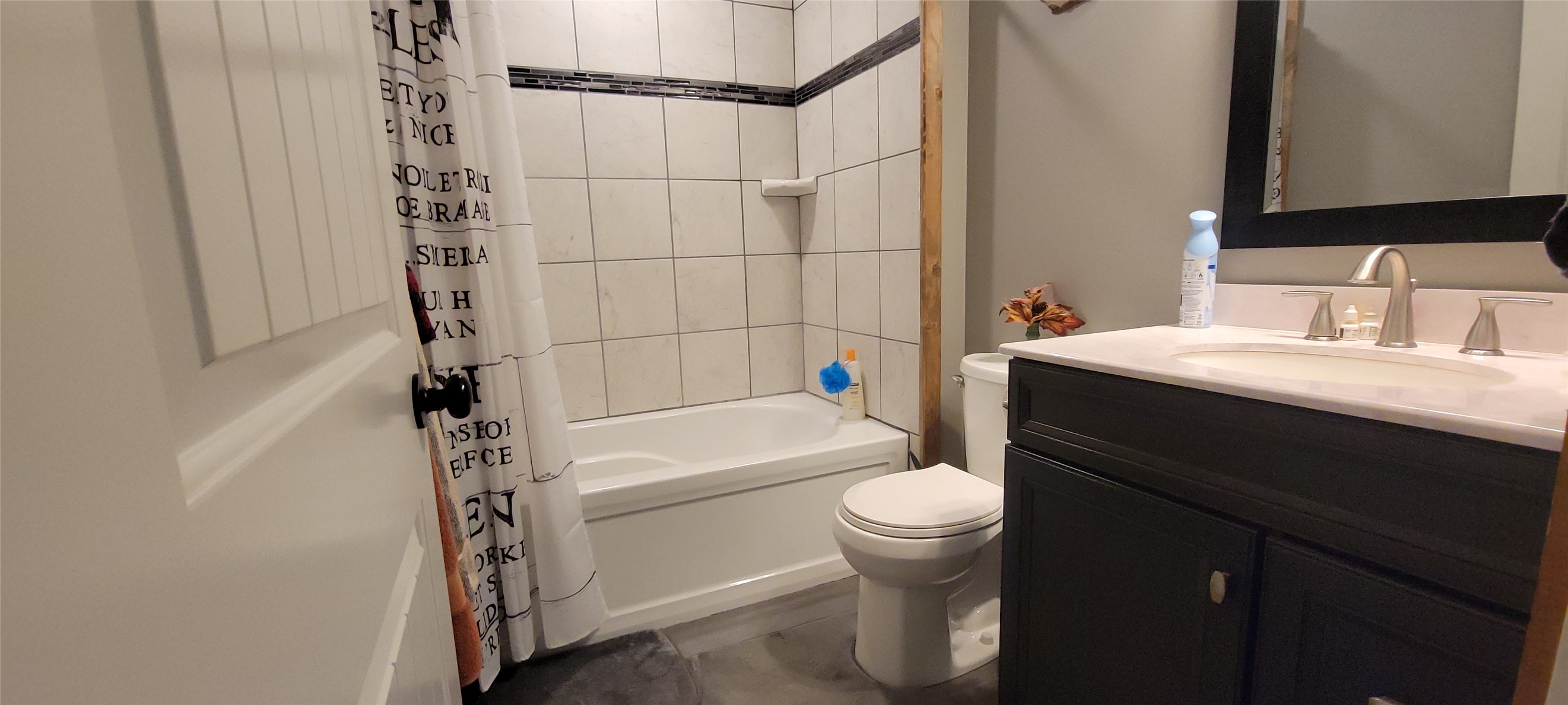393 Aspen Wood Drive Property Photo 28