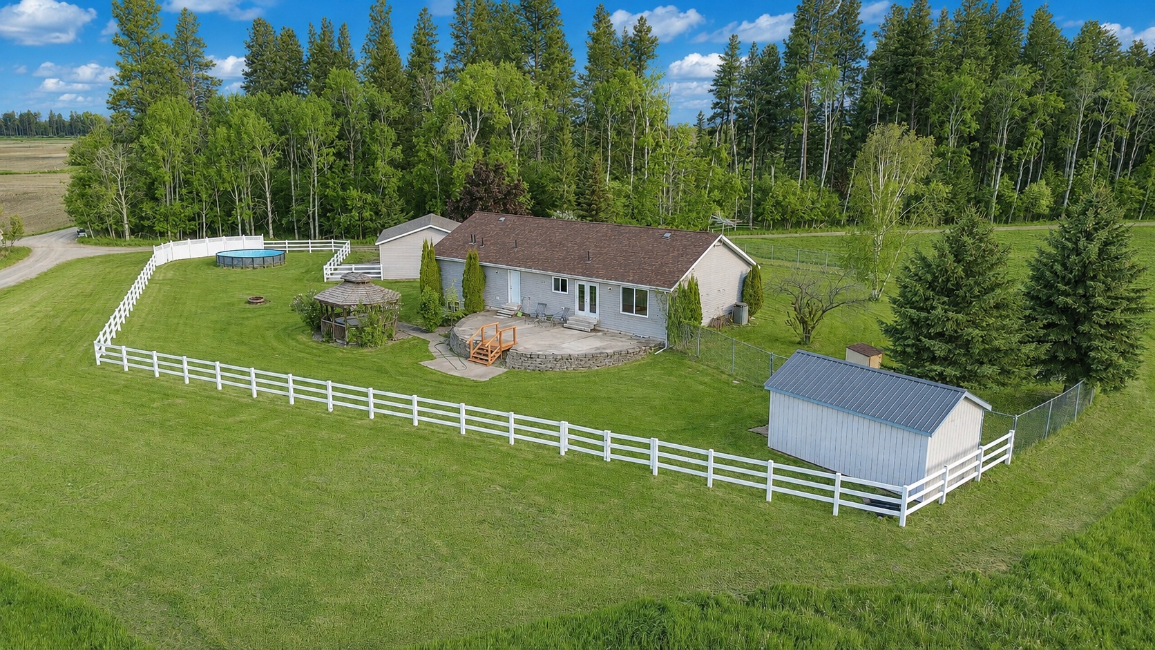 480 Robocker Lane Property Photo 1