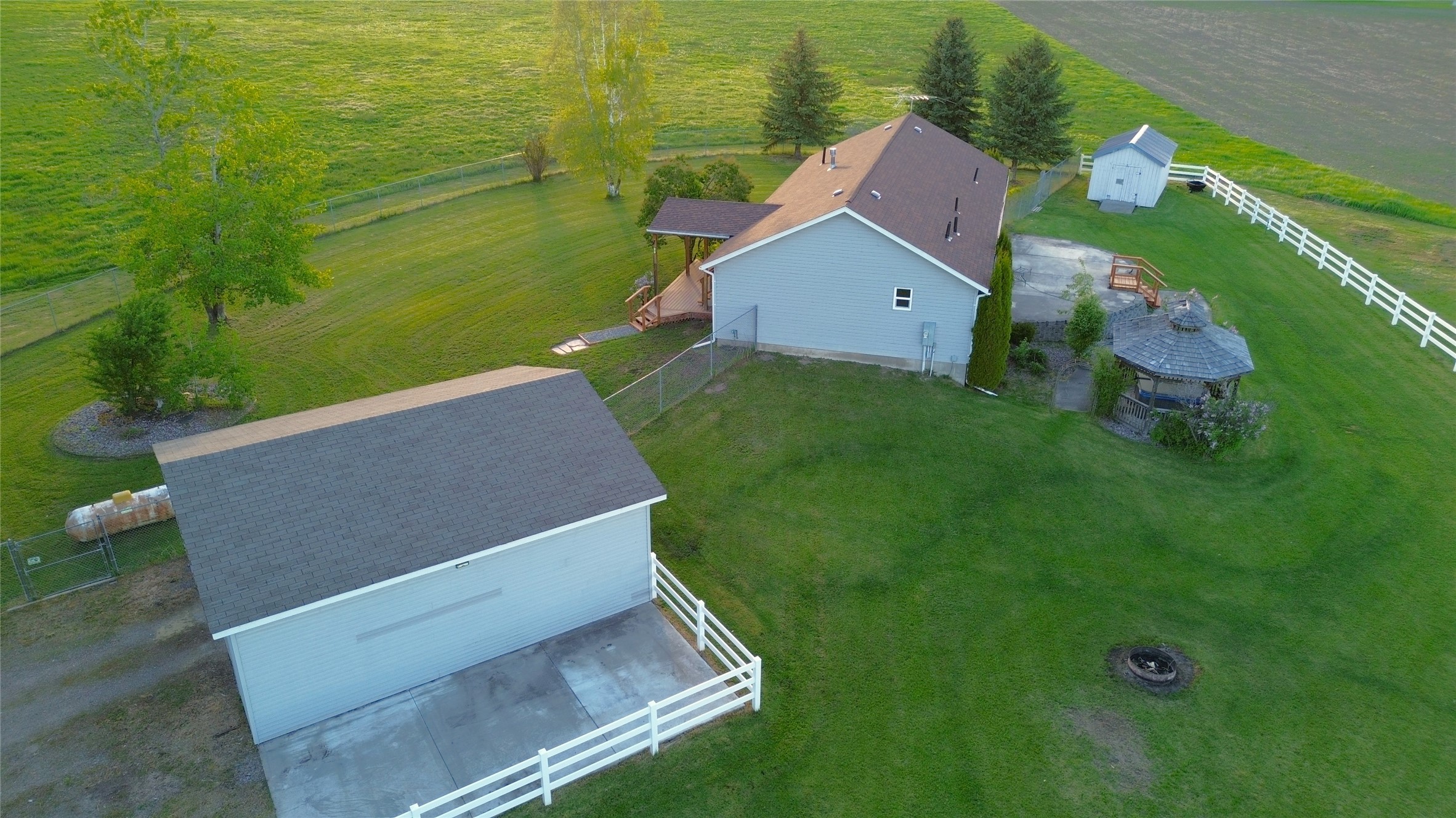 480 Robocker Lane Property Photo 14