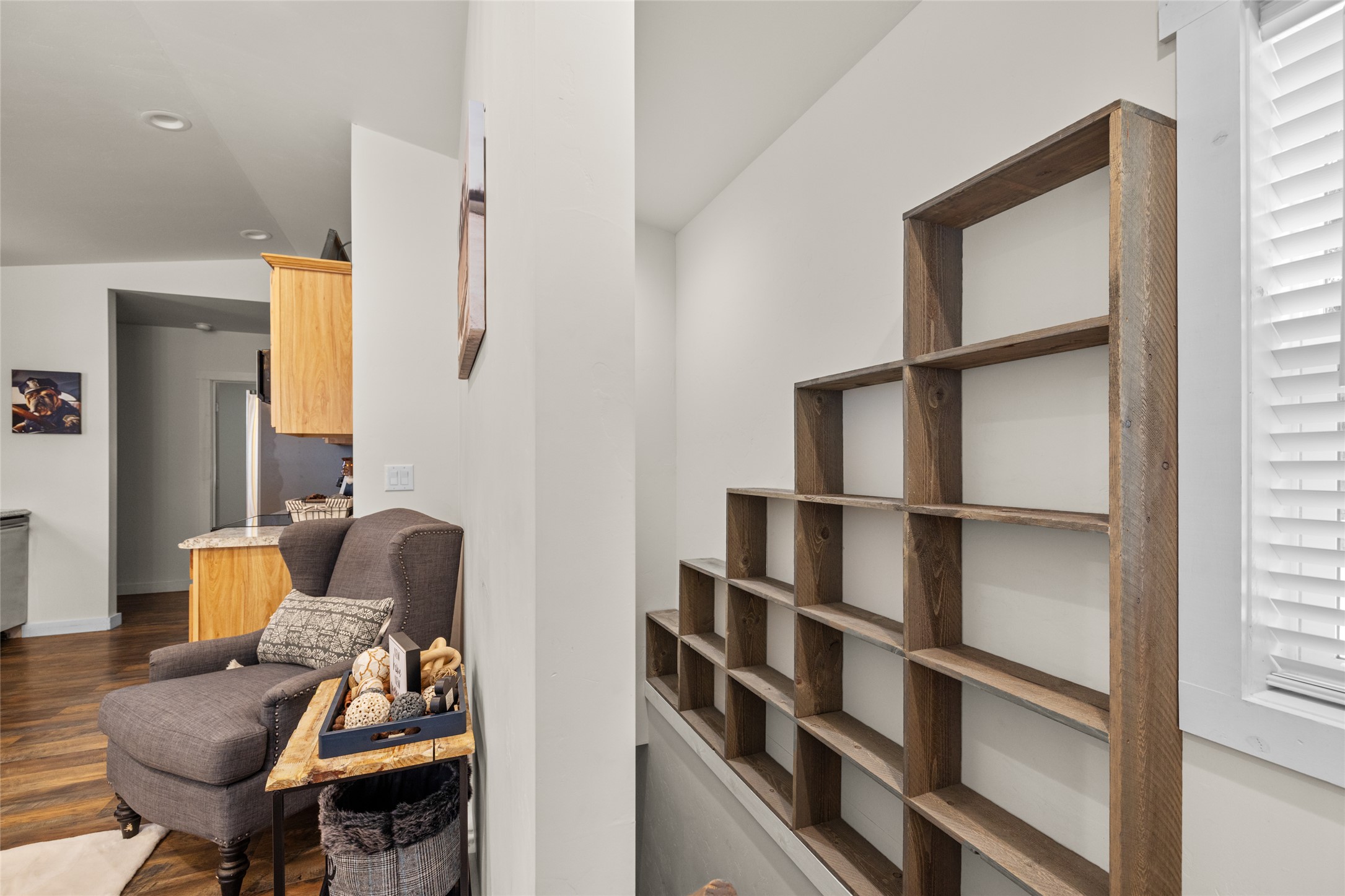 222 Forest Hill Village Property Photo 27