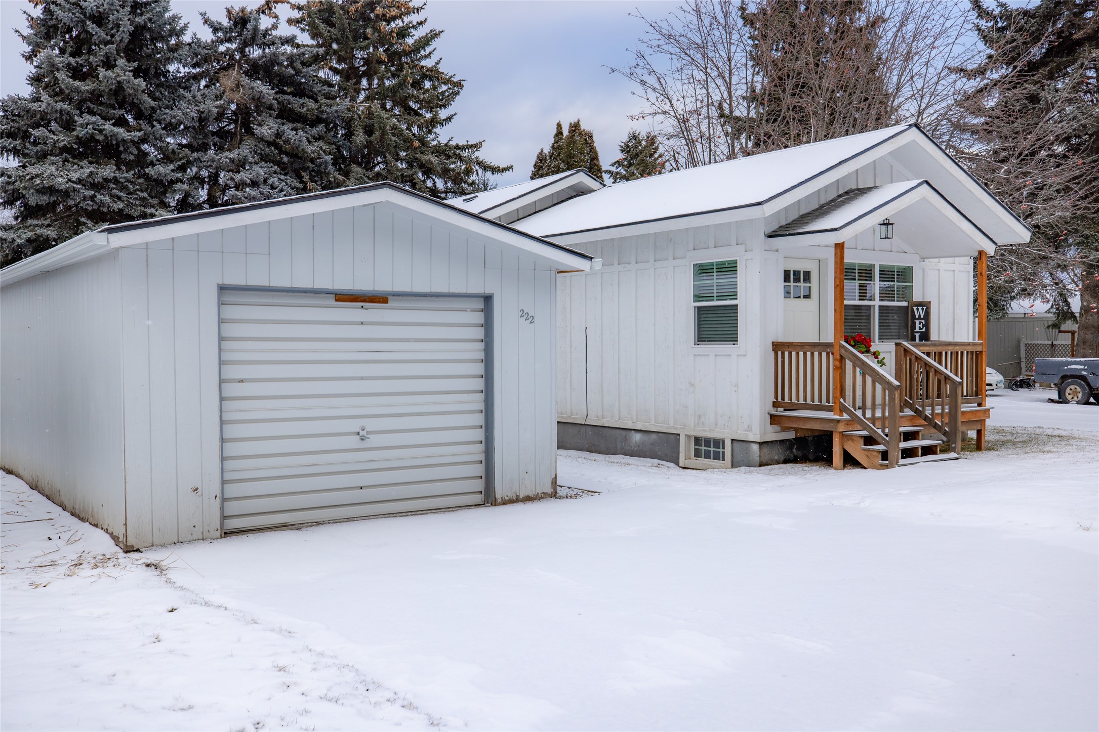 222 Forest Hill Village Property Photo 34