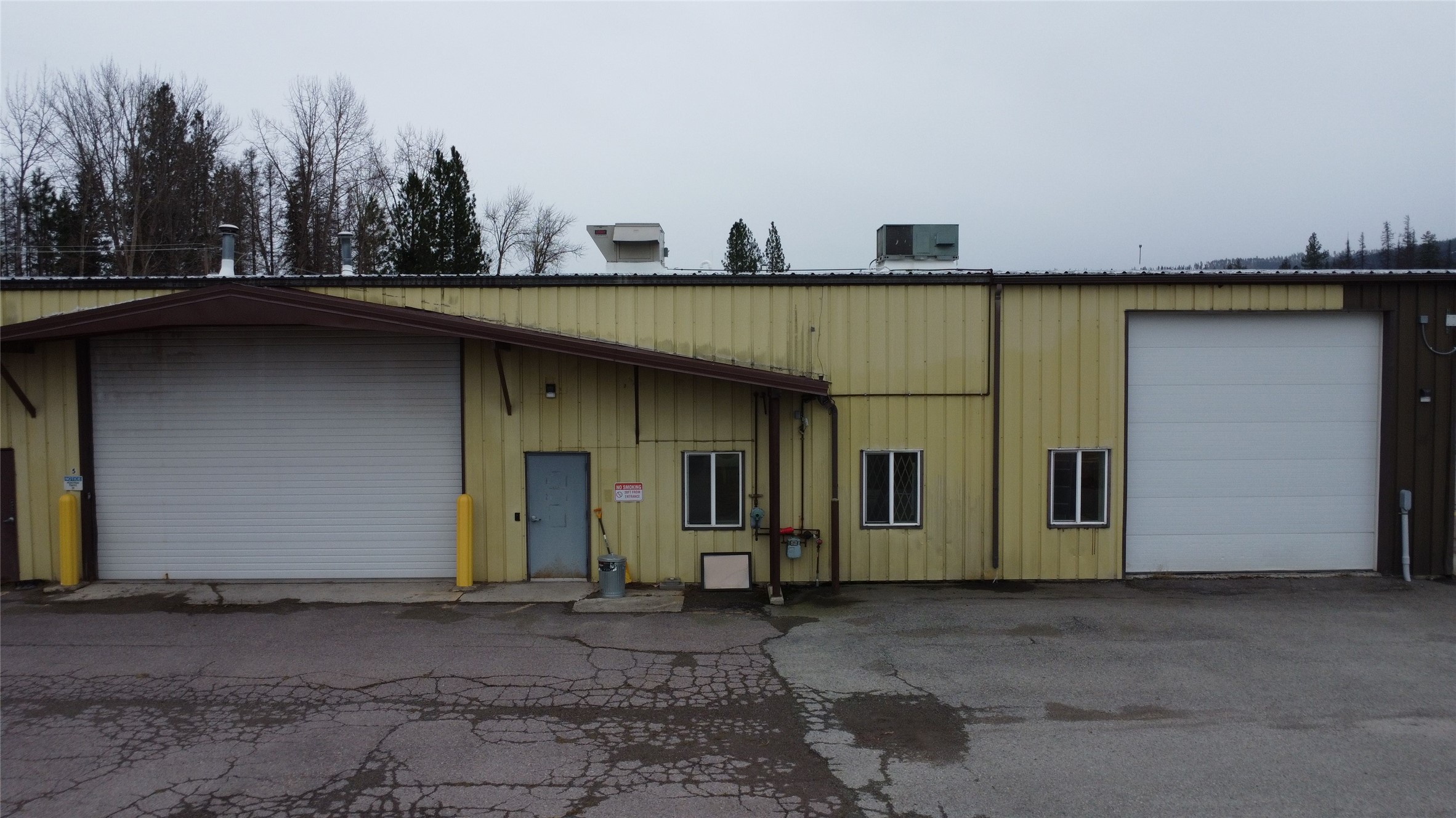 117 E Commerce Way Property Photo 4