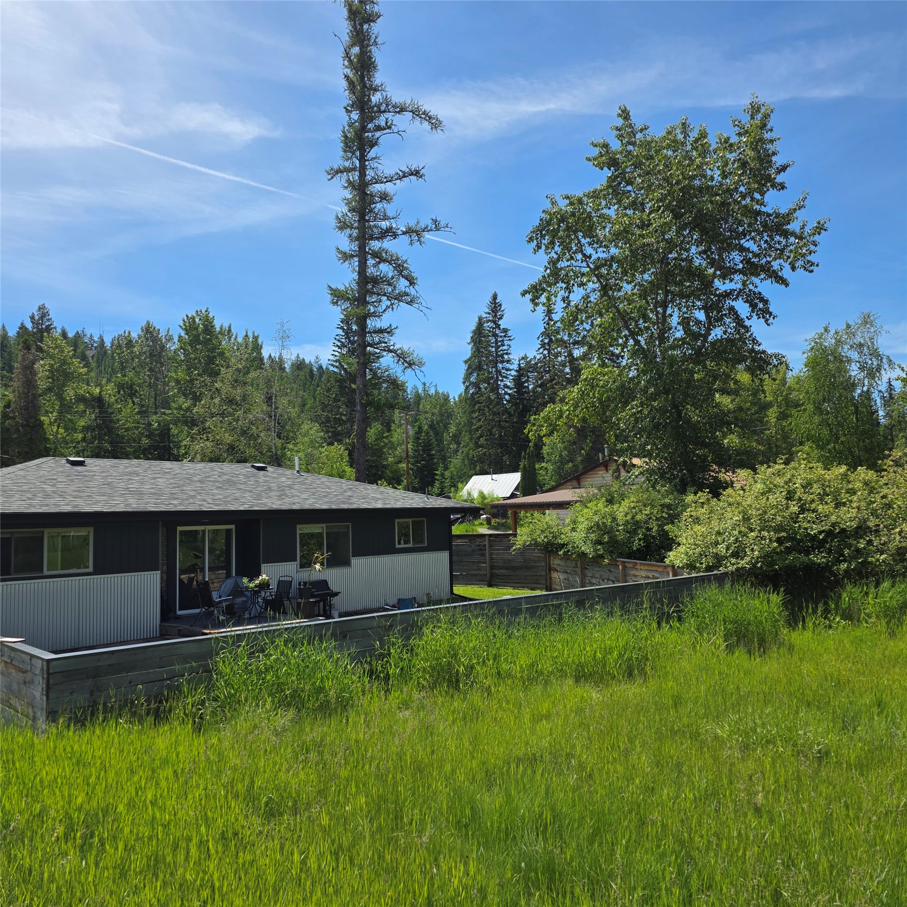 2010 Benchmark Lane Property Photo 4