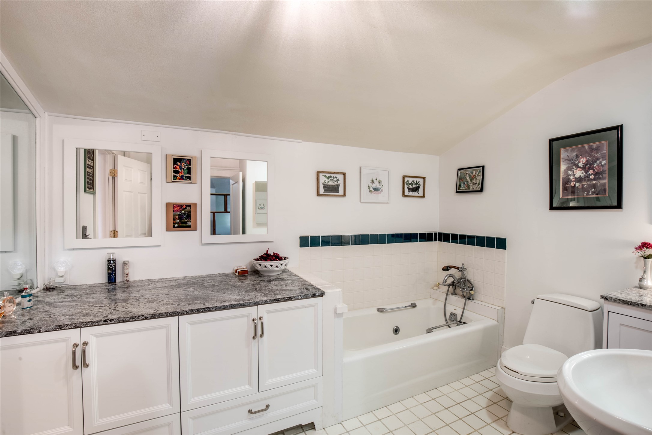 204 Boundary Street Property Photo 17