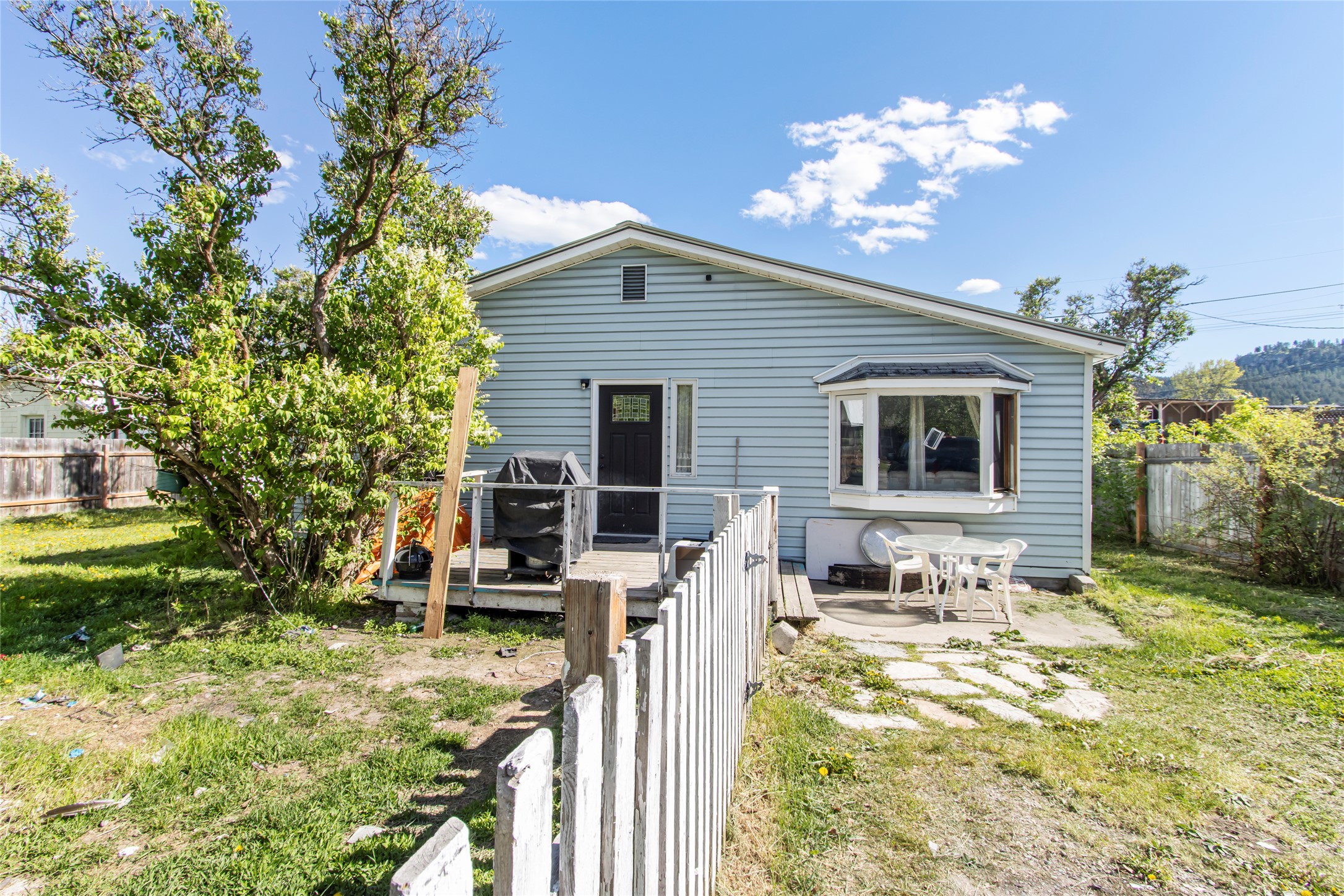 1108 6th Street W Property Photo 1